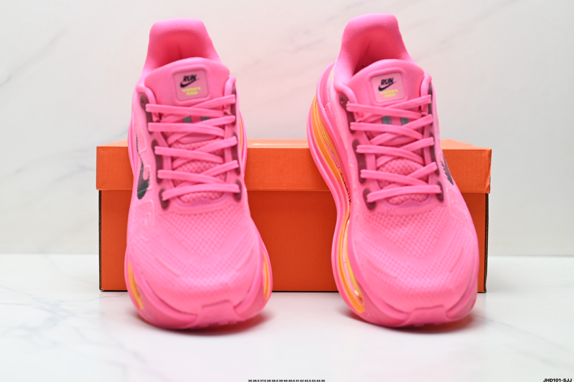 Nike VOMERO PREMIUM 耐克 舒适减震防滑 低帮跑步鞋 全掌ReactX泡绵中底 HQ2050-416-莆田鞋,莆田鞋货源,高仿鞋,高仿鞋货源,安福档口,莆田高仿鞋,莆田鞋批发,高仿鞋批发,莆田高仿运动鞋,高仿运动鞋,莆田运动鞋 Nike VOMERO PREMIUM 耐克 舒适减震防滑 低帮跑步鞋 全掌ReactX泡绵中底 HQ2050-416