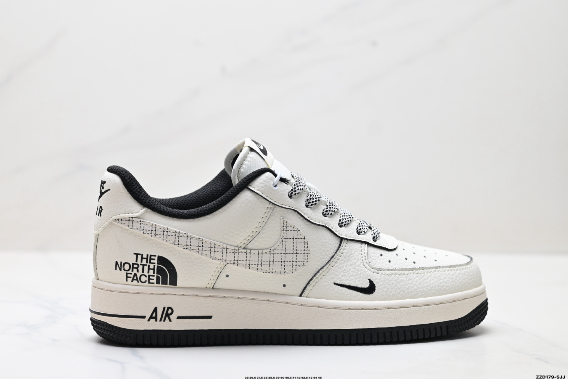 260 NIKE AIR FORCE 1‘07 LV8  JP8068-007