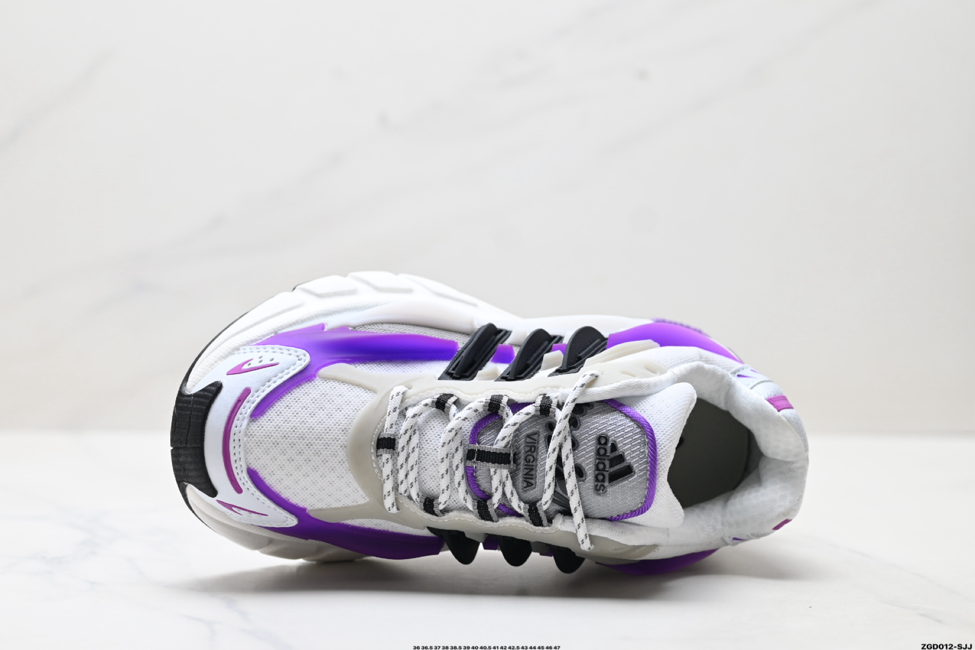 300 AdidAdistar Jellyfish 阿迪达斯 时尚舒适 耐磨透气 低帮老爹鞋 JP9308
