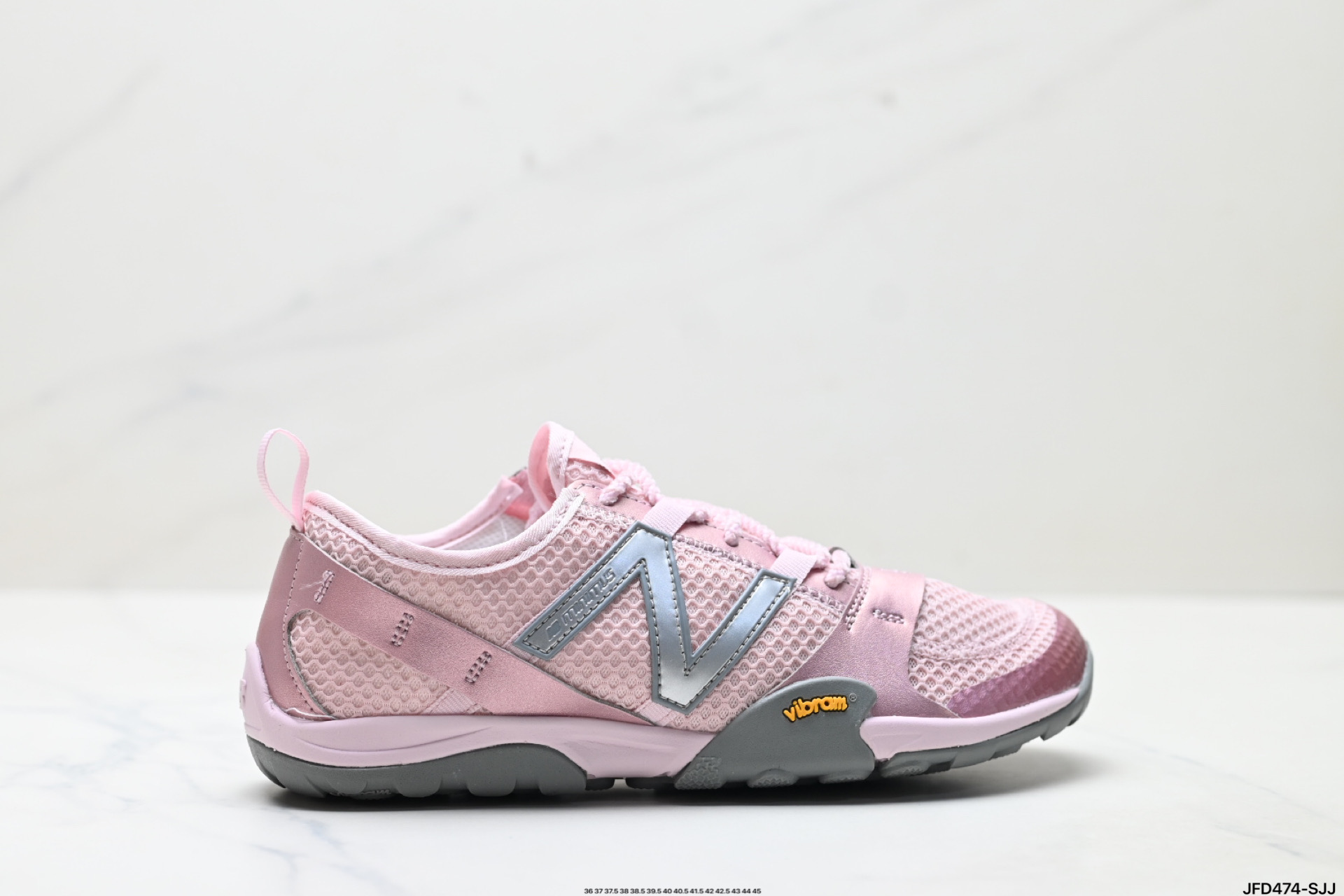 New Balance MT10: Ligereza y Comodidad para tu Día a Día 5 i1754842480228 5854 0 0