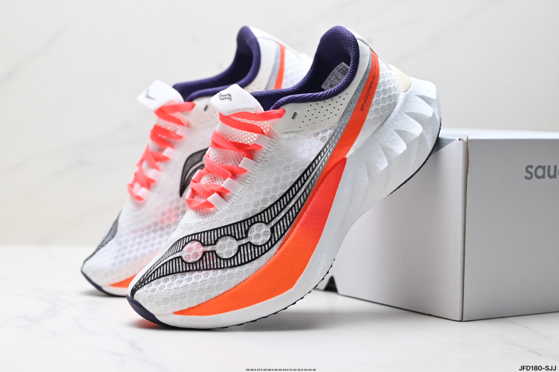 SAUCONY索康尼 ENDORPHIN PRO4系列 男女低帮缓震跑步鞋 S30939-800-莆田鞋,莆田鞋货源,高仿鞋,高仿鞋货源,安福档口,莆田高仿鞋,莆田鞋批发,高仿鞋批发,莆田高仿运动鞋,高仿运动鞋,莆田运动鞋 SAUCONY索康尼 ENDORPHIN PRO4系列 男女低帮缓震跑步鞋 S30939-800