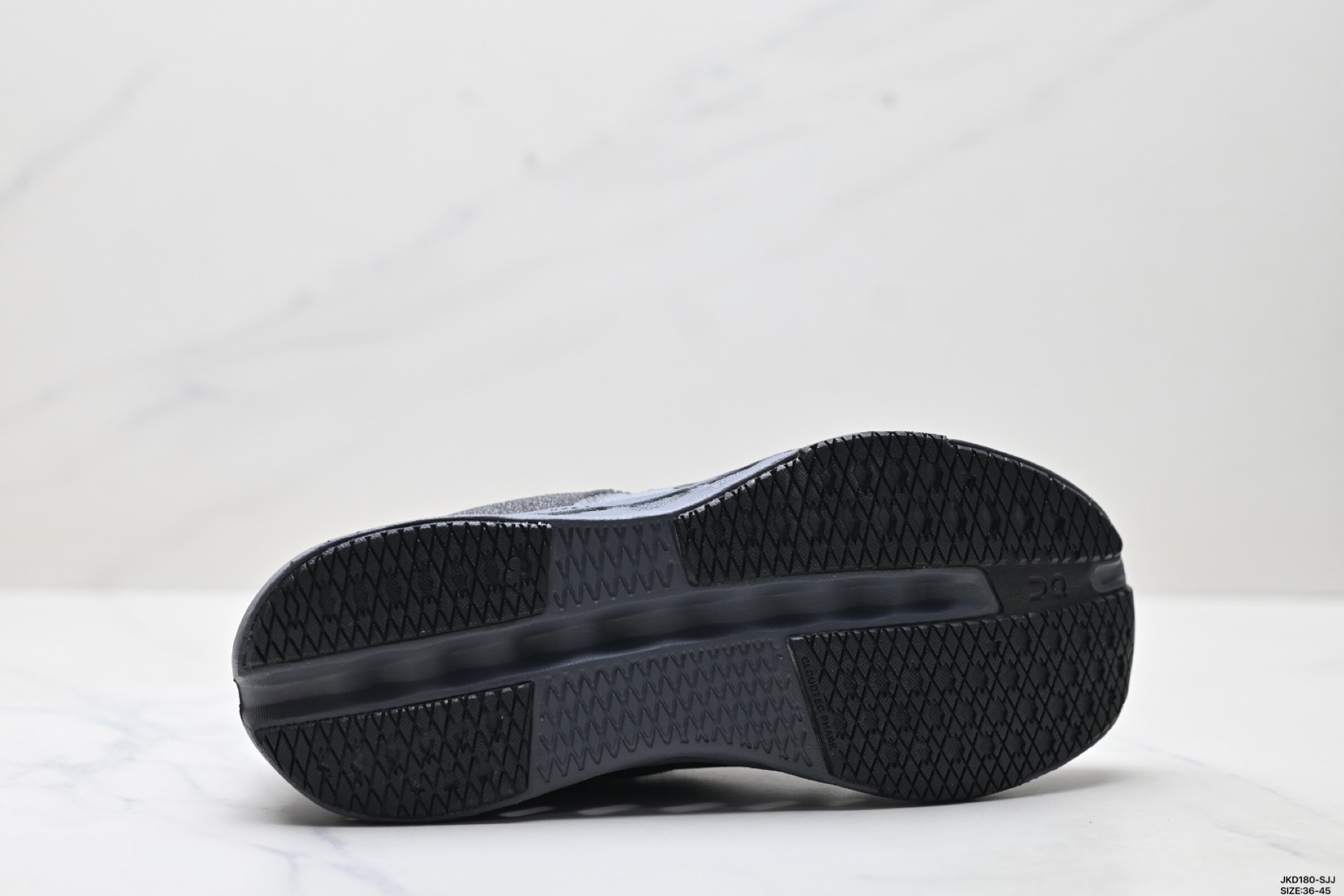 On Cloudsurfer Next: Comodidad, Estilo y Rendimiento en Cada Paso 10 i1754842970310 7347 0 8