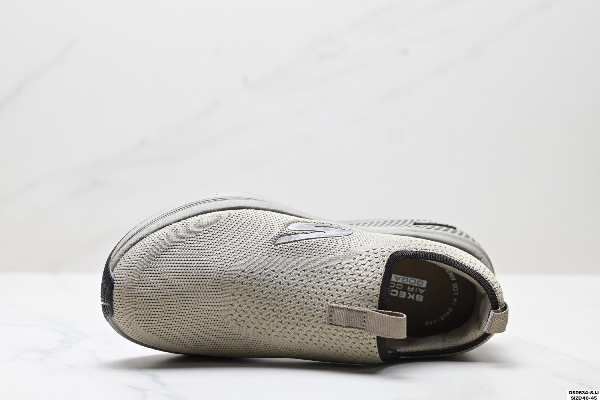 Skechers Go Walk: Zapatillas Cómodas y Ligeras para Caminar y Correr 3 i1754900529649 4824 0 1