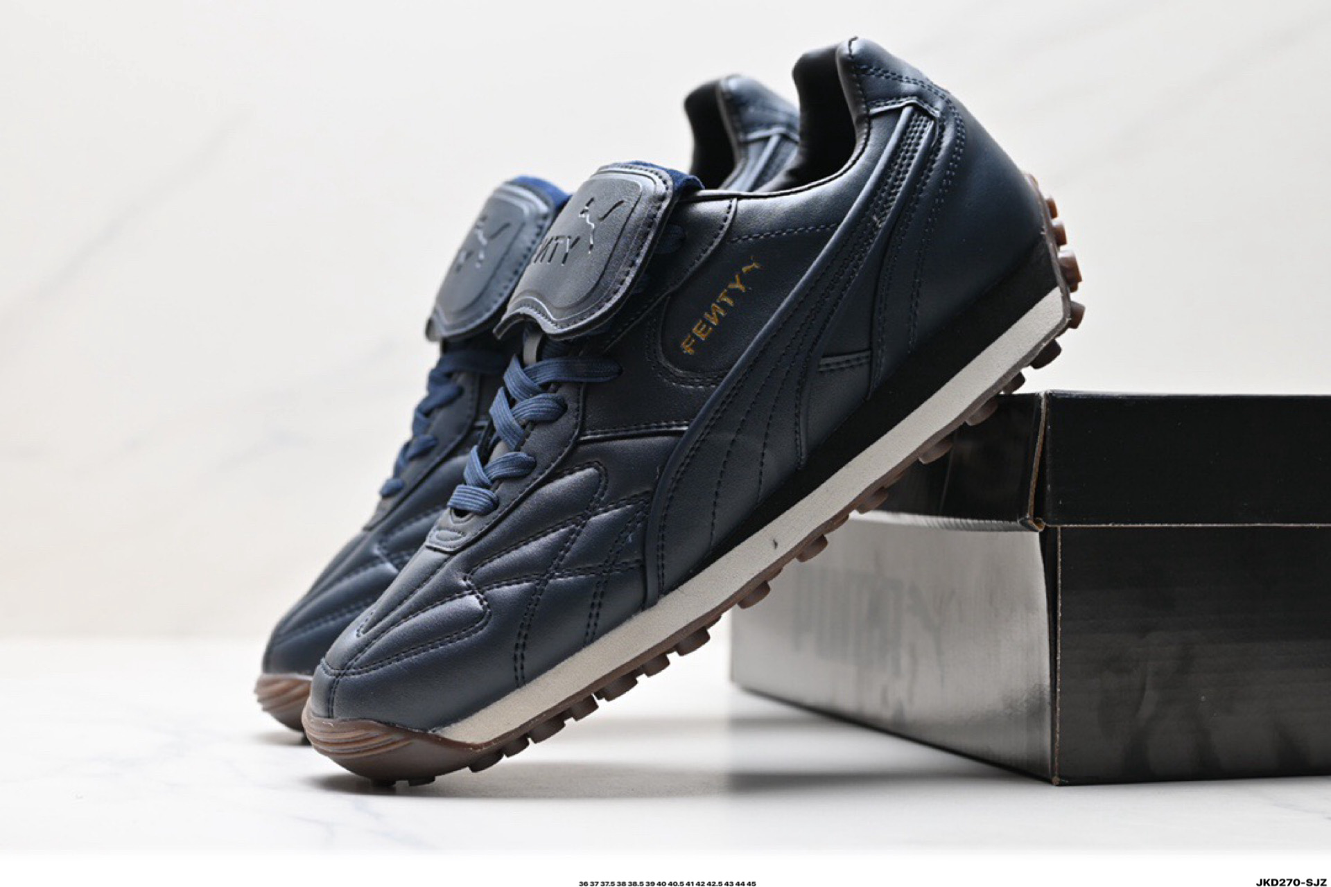 170 PUMA彪马 Rihanna Fenty 舒适时尚 低帮 生活休闲鞋 399267-01