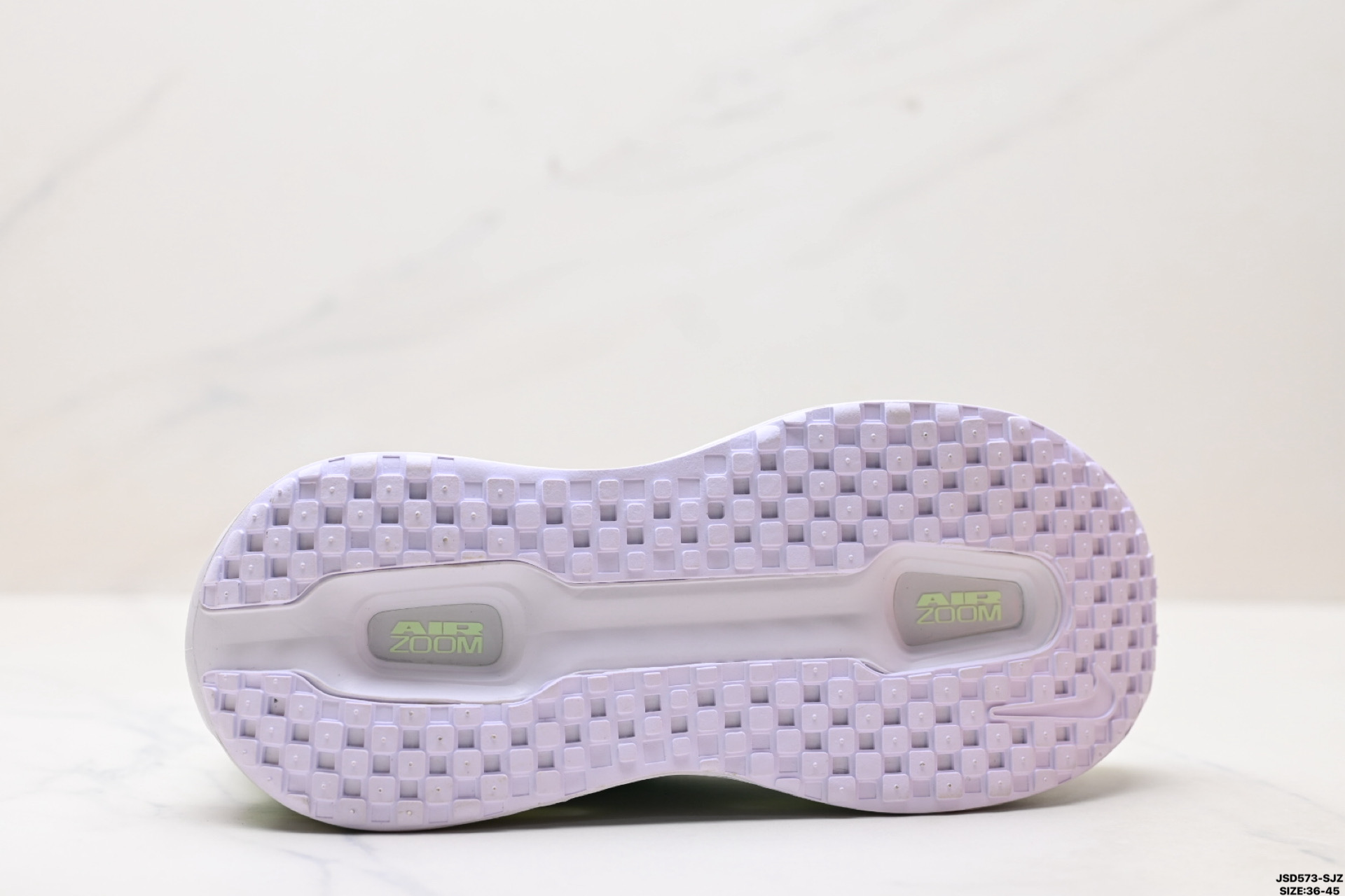 Nike VOMERO PREMIUM 耐克 舒适减震防滑 低帮跑步鞋 FN8453-023