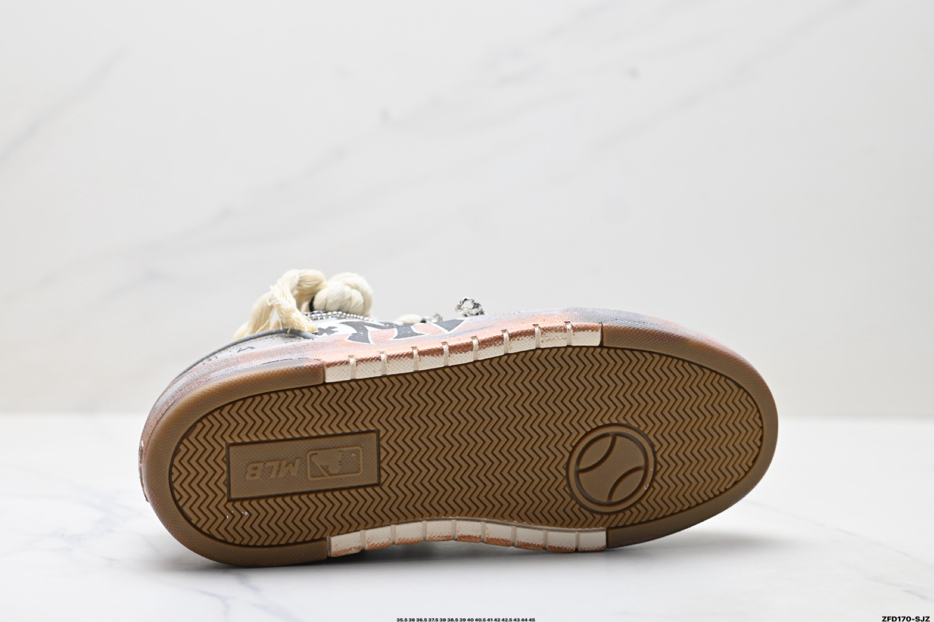 MLB Chunky Liner PU ‘DIY定制’ 简约时尚 百搭 包裹性保暖防滑防水减震 低帮 板鞋 3ASXCA12N