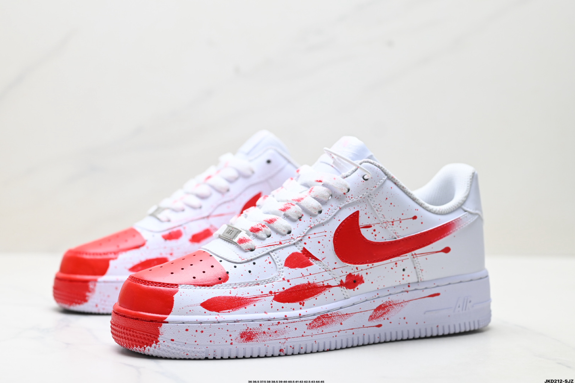 耐克Nike AIR FORCE 1‘07 空军一号低帮百搭休闲运动板鞋 CW2288-111