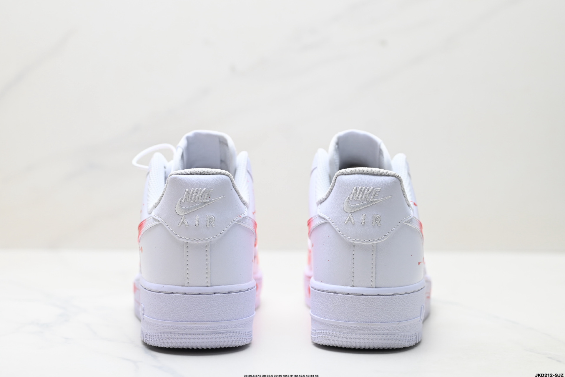 耐克Nike AIR FORCE 1‘07 空军一号低帮百搭休闲运动板鞋 CW2288-111