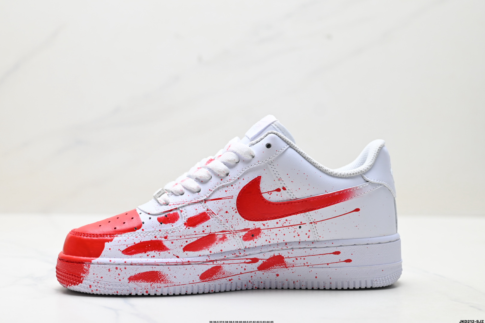 耐克Nike AIR FORCE 1‘07 空军一号低帮百搭休闲运动板鞋 CW2288-111