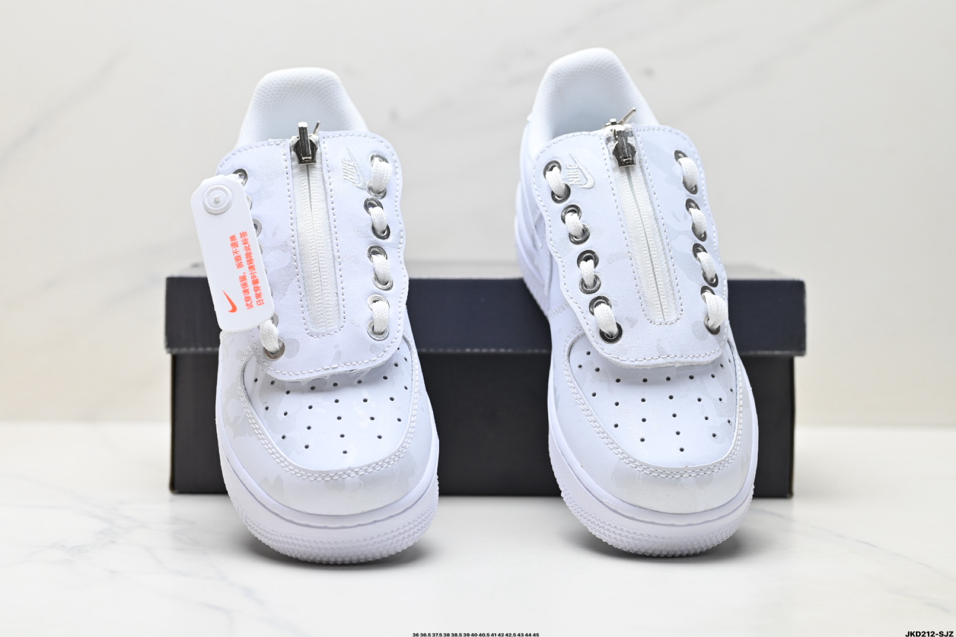 170 耐克Nike AIR FORCE 1‘07 空军一号低帮百搭休闲运动板鞋 DC8875-100