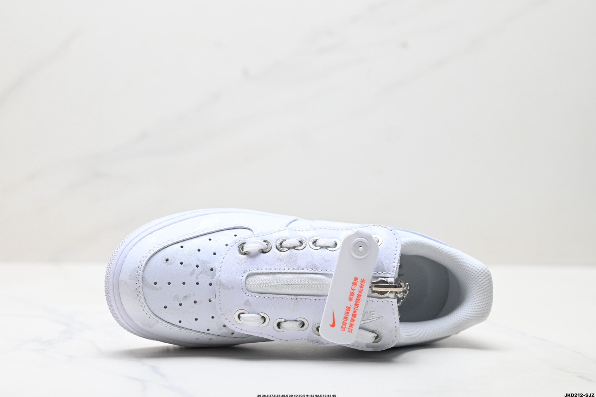 170 耐克Nike AIR FORCE 1‘07 空军一号低帮百搭休闲运动板鞋 DC8875-100