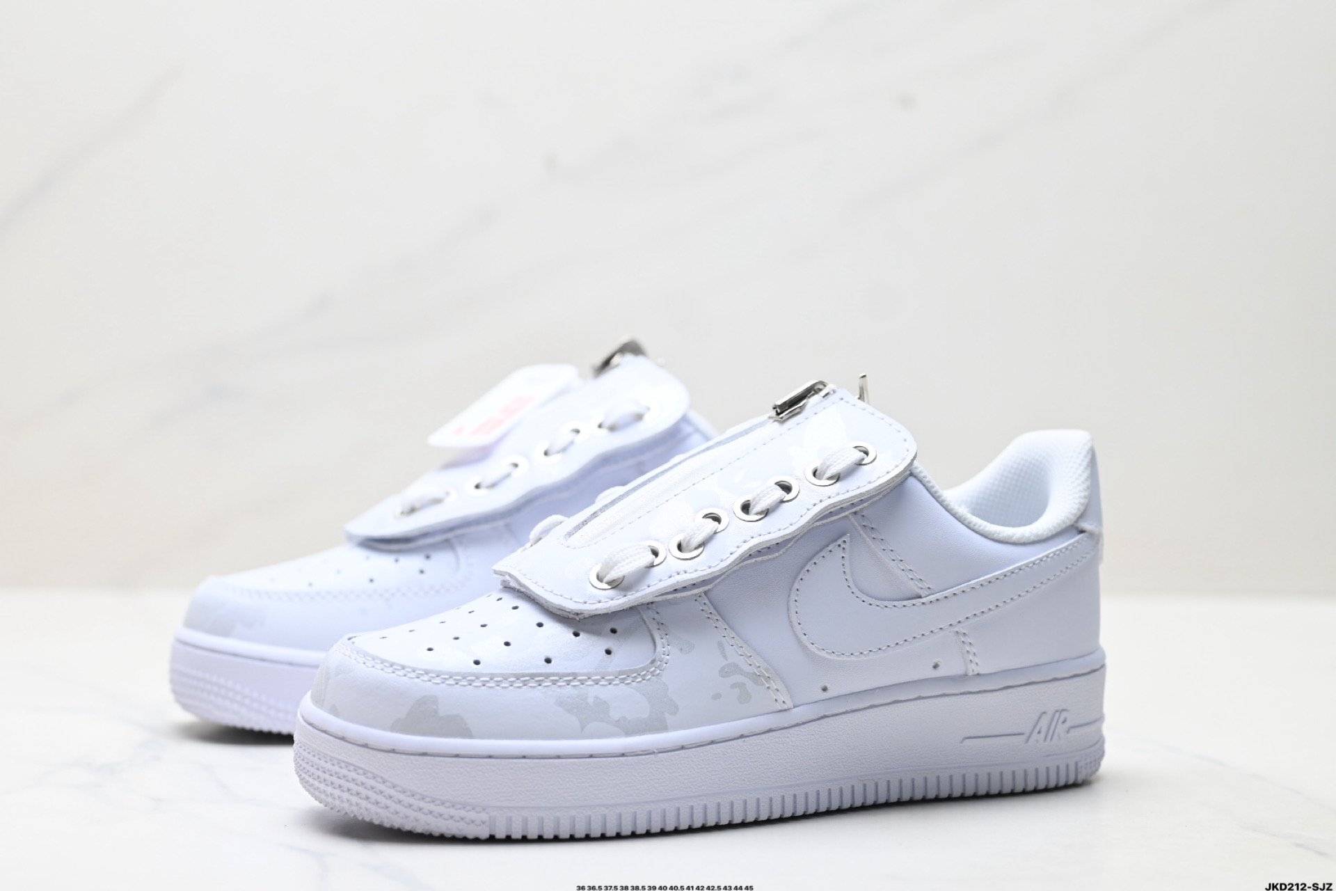 170 耐克Nike AIR FORCE 1‘07 空军一号低帮百搭休闲运动板鞋 DC8875-100