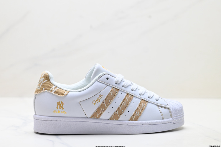 Adidas Originals Superstar 'DIY' Low-Top Casual Sneakers - Classic Style 1 Adidas Originals Superstar ‘DIY’ Low-Top Casual Sneakers – Classic Style