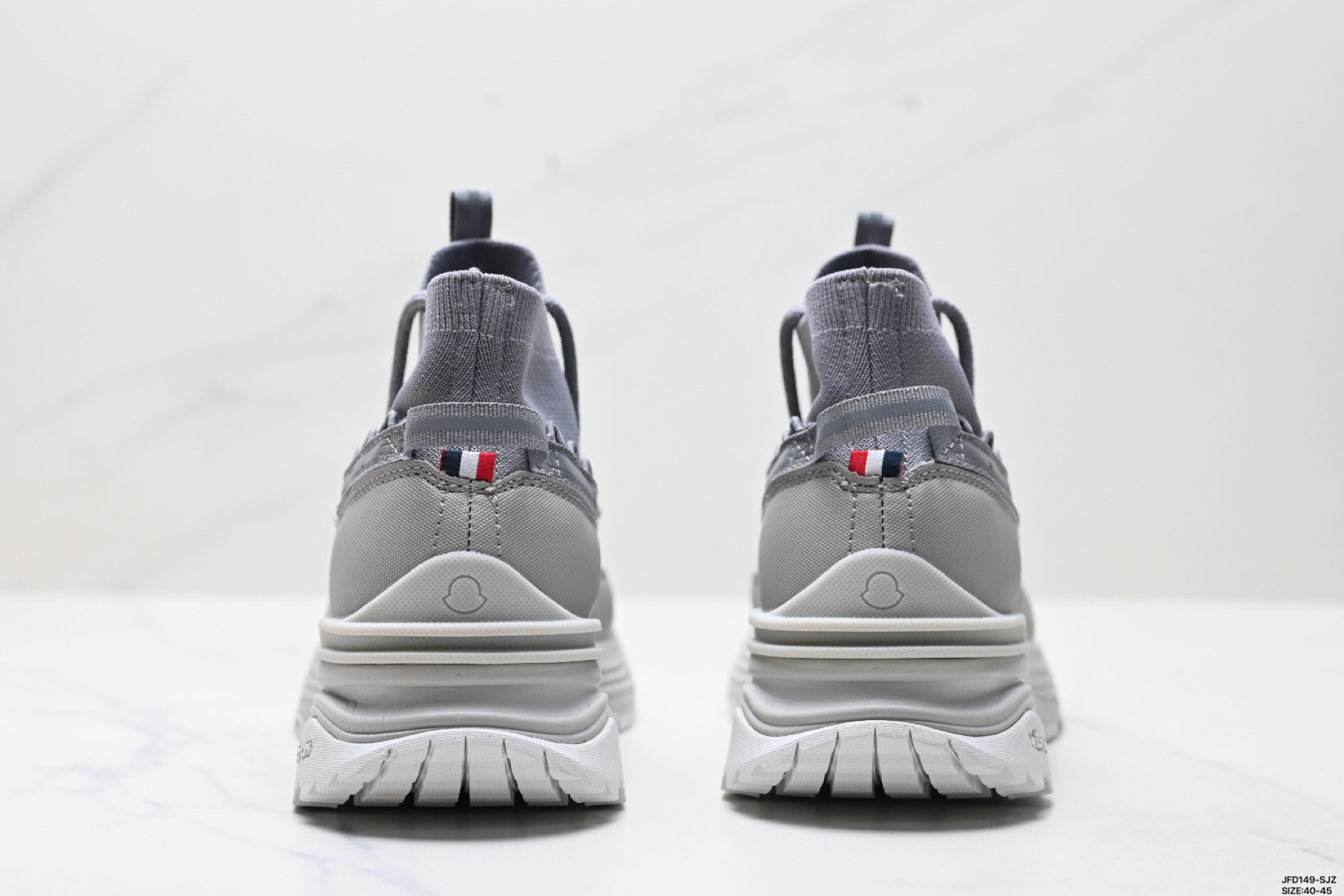 Zapatillas Altas de Trekking Moncler con Suela Vibram para Hombre 7 i1754930357518 5015 0 5