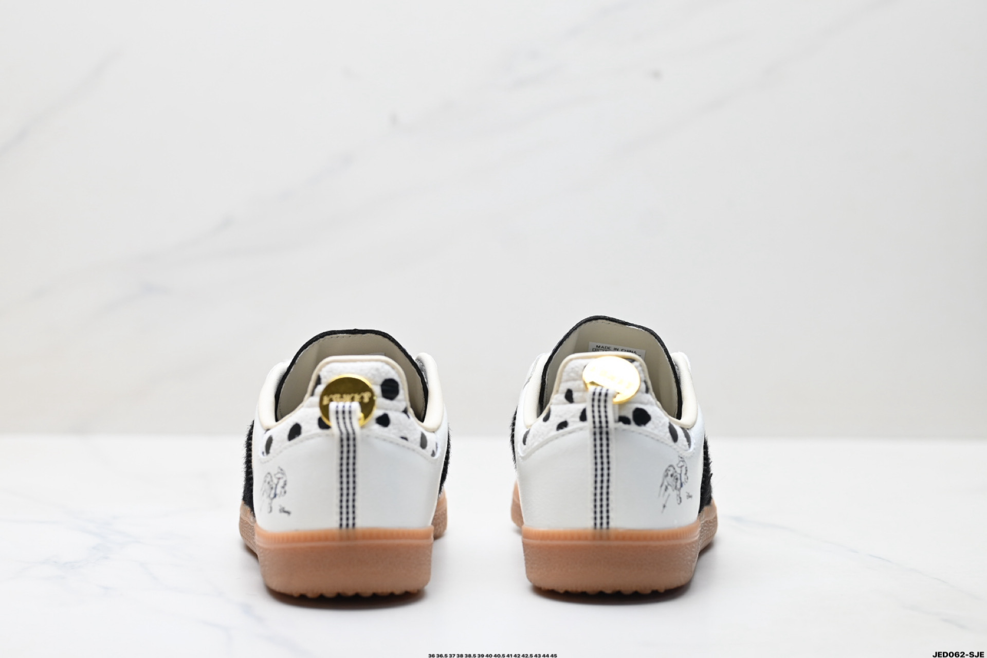 Adidas Originals Samba OG 桑巴舞系列 阿迪达斯 三叶草 绅士德训足球风百搭低帮休闲运动板鞋 KJ5990