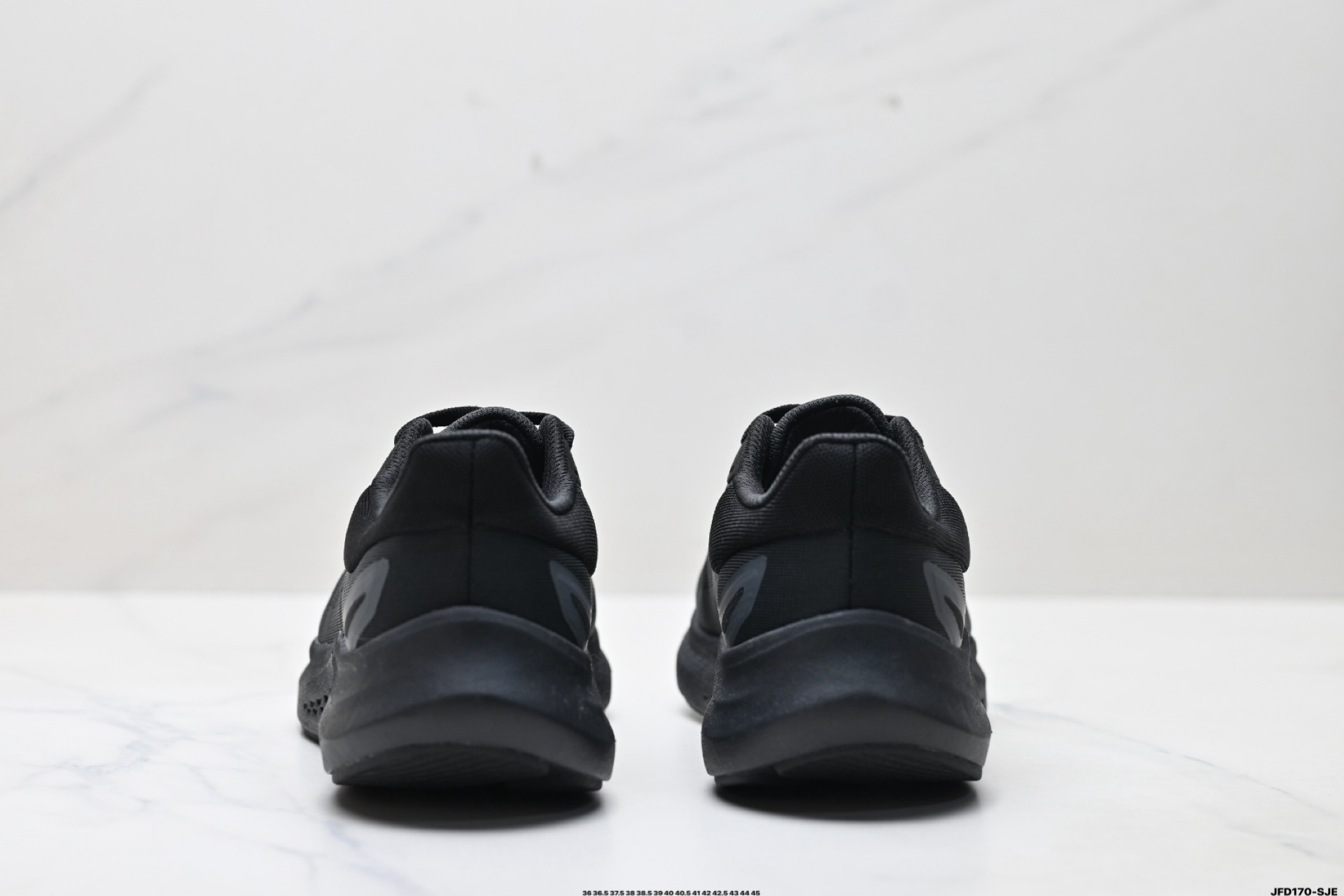 迪桑特DESCENTE RUN STEP 舒适百搭减震耐磨轻便 低帮 休闲训练长跑城市通勤跑步鞋 SQ113RRN14
