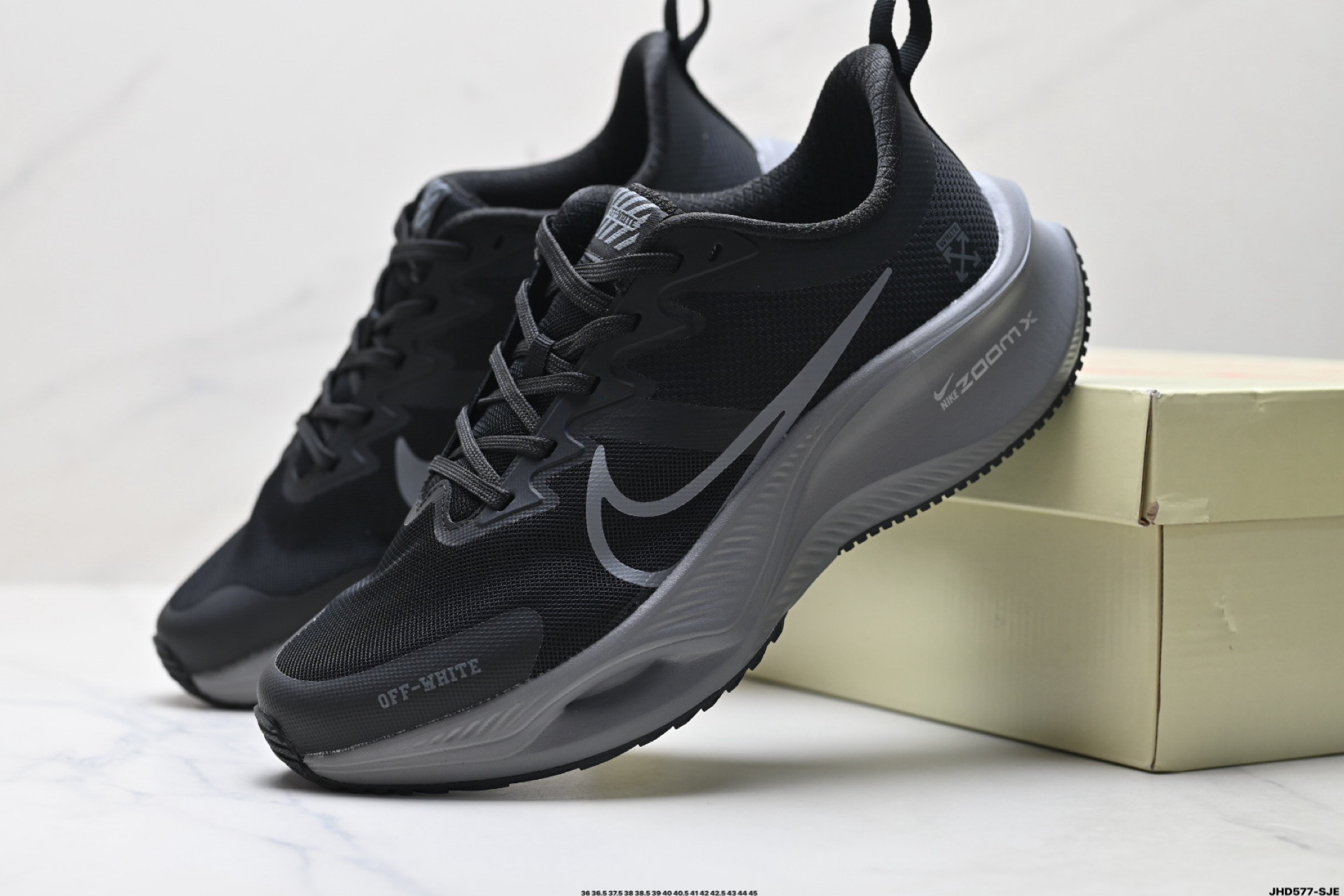 200 NIKE Air Zoom Plus CK4318-152