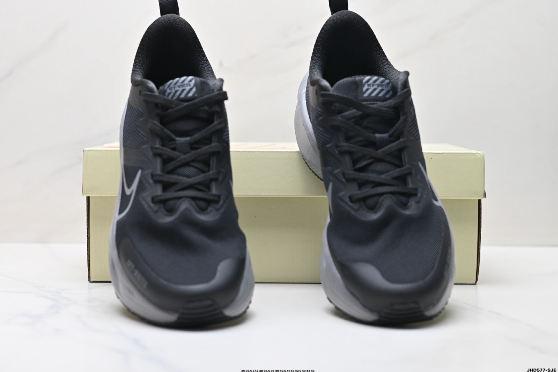 200 NIKE Air Zoom Plus CK4318-152