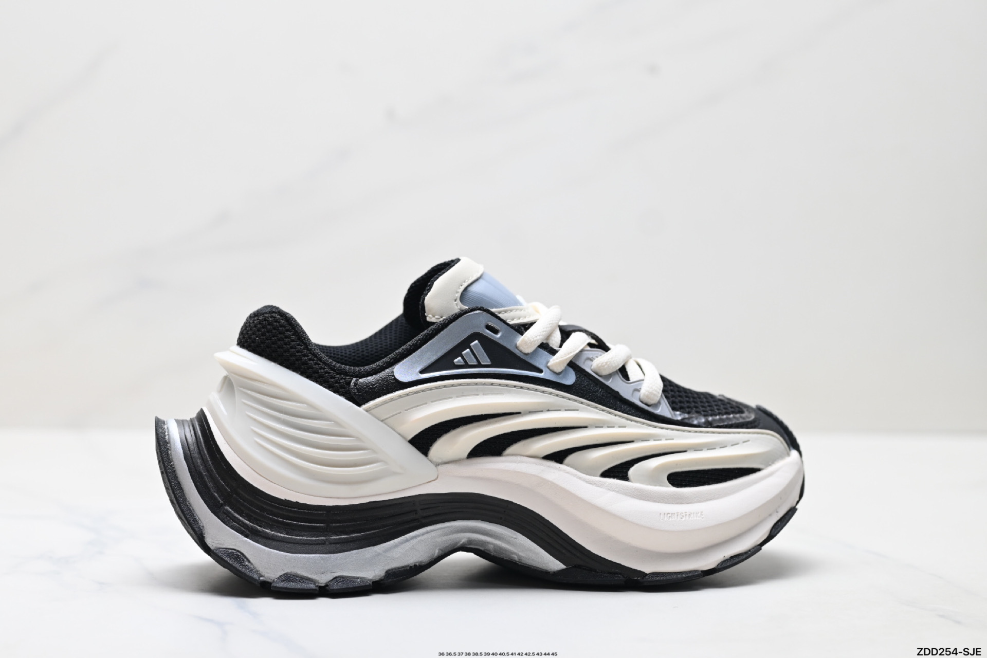 Adidas XLG MTW系列 舒适防滑透气 低帮 阿迪达斯 休闲跑步鞋 IH1571
