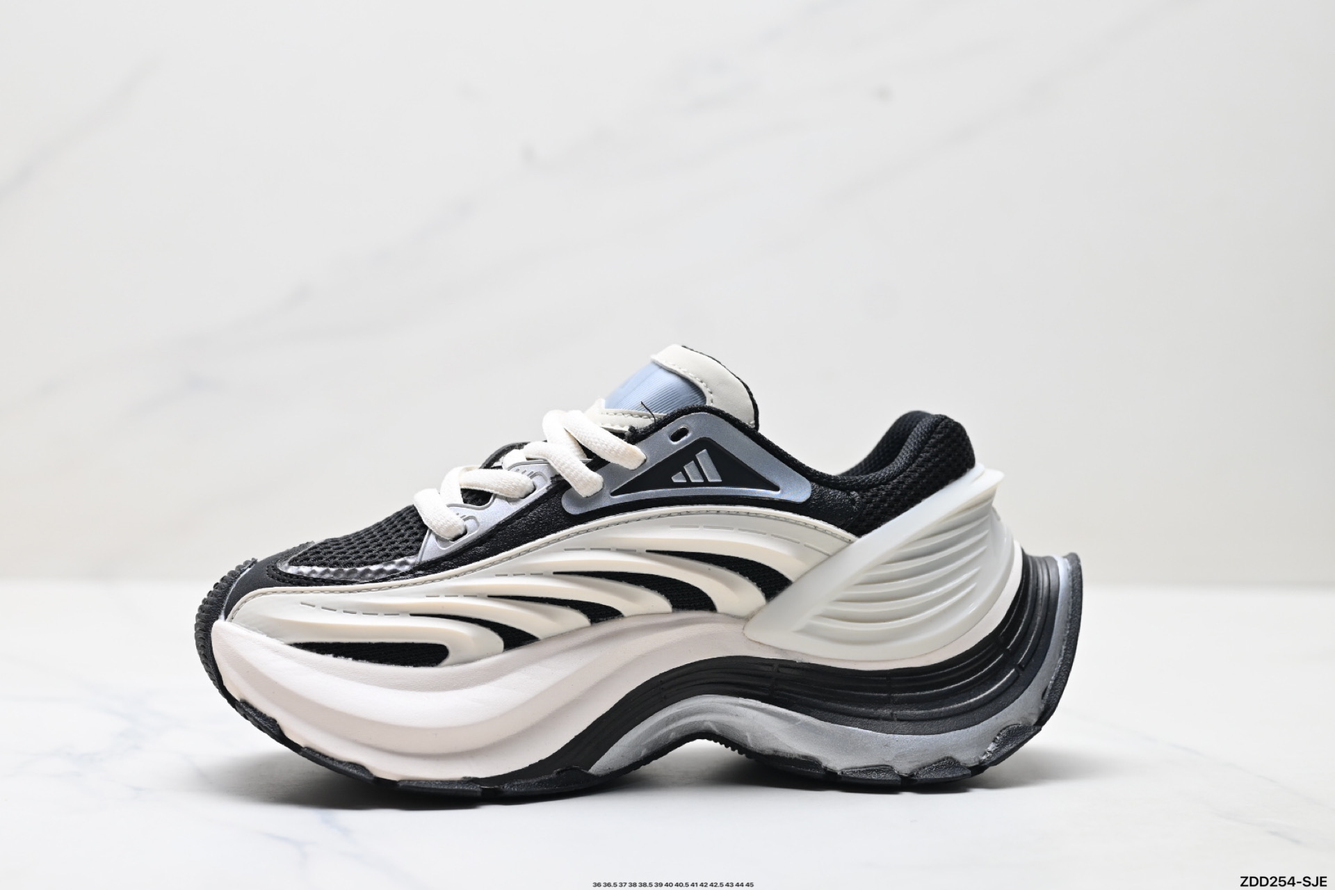 Adidas XLG MTW系列 舒适防滑透气 低帮 阿迪达斯 休闲跑步鞋 IH1571