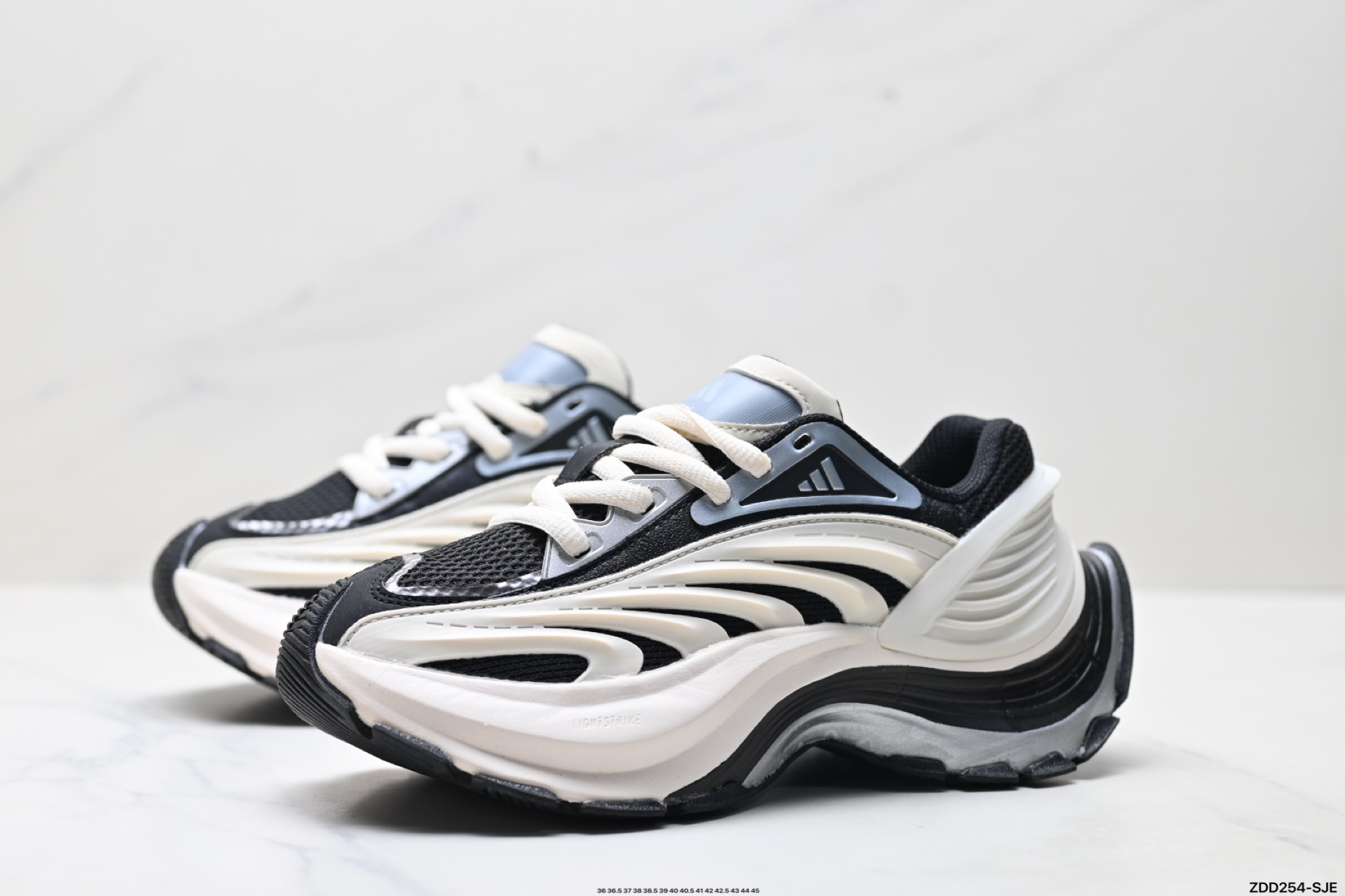 Adidas XLG MTW系列 舒适防滑透气 低帮 阿迪达斯 休闲跑步鞋 IH1571