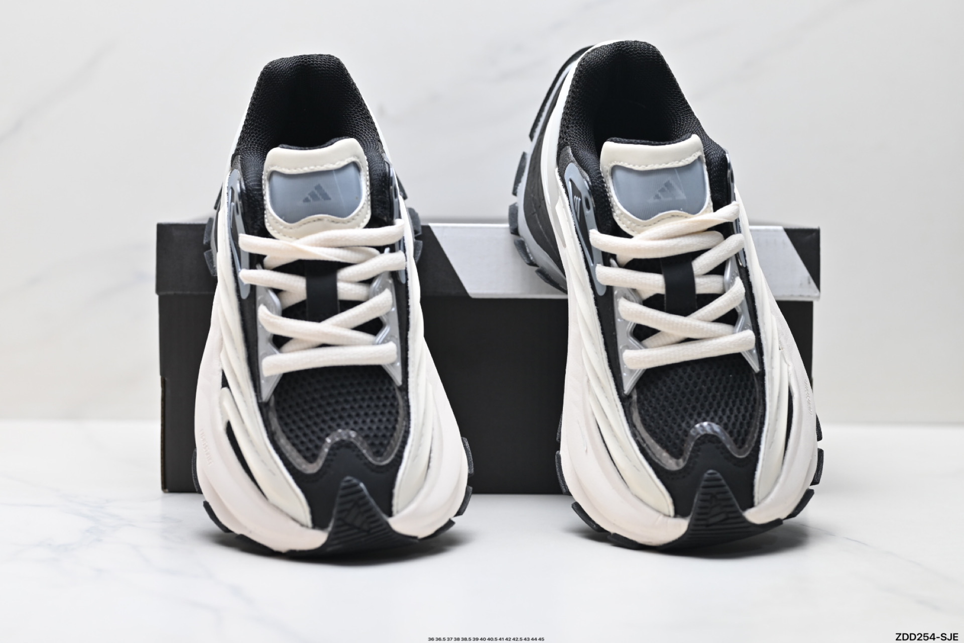 Adidas XLG MTW系列 舒适防滑透气 低帮 阿迪达斯 休闲跑步鞋 IH1571