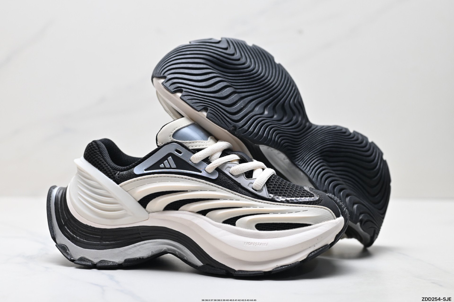 Adidas XLG MTW系列 舒适防滑透气 低帮 阿迪达斯 休闲跑步鞋 IH1571