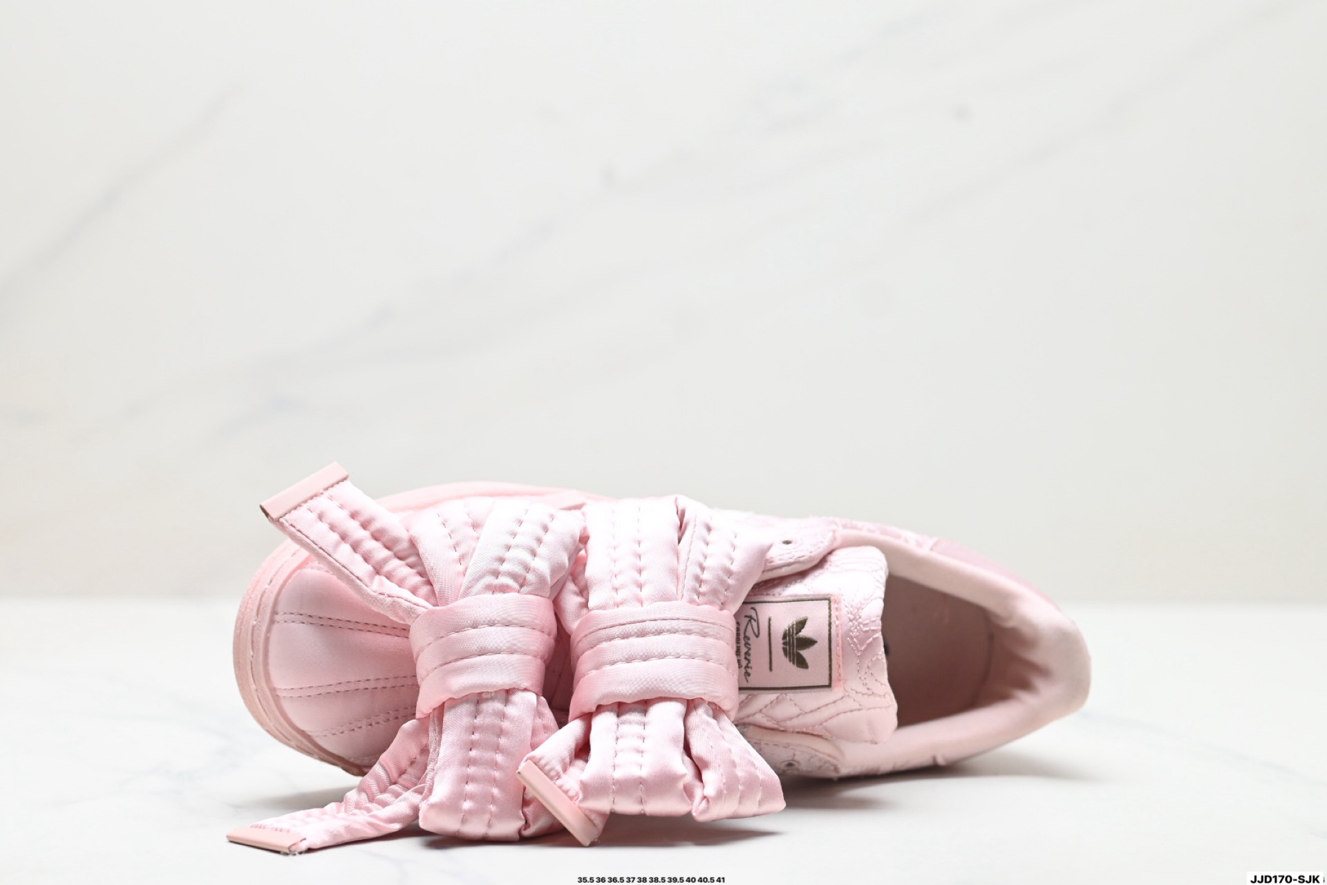 140 Caroline Hu x Adidas originals Superstar W 潮流 时尚 防滑减震 低帮 阿迪达斯板鞋 JR7978