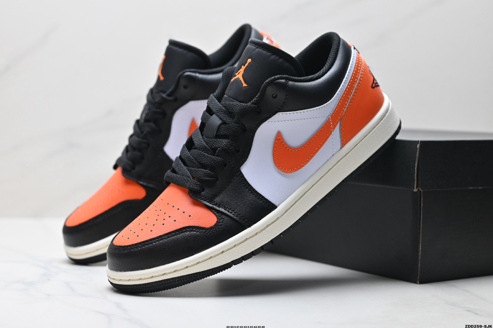 Nike Air Jordan 1 Low AJ1乔1低帮休闲板鞋 553558-081