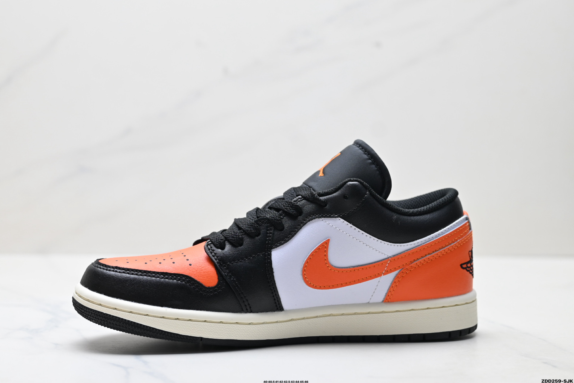 Nike Air Jordan 1 Low AJ1乔1低帮休闲板鞋 553558-081