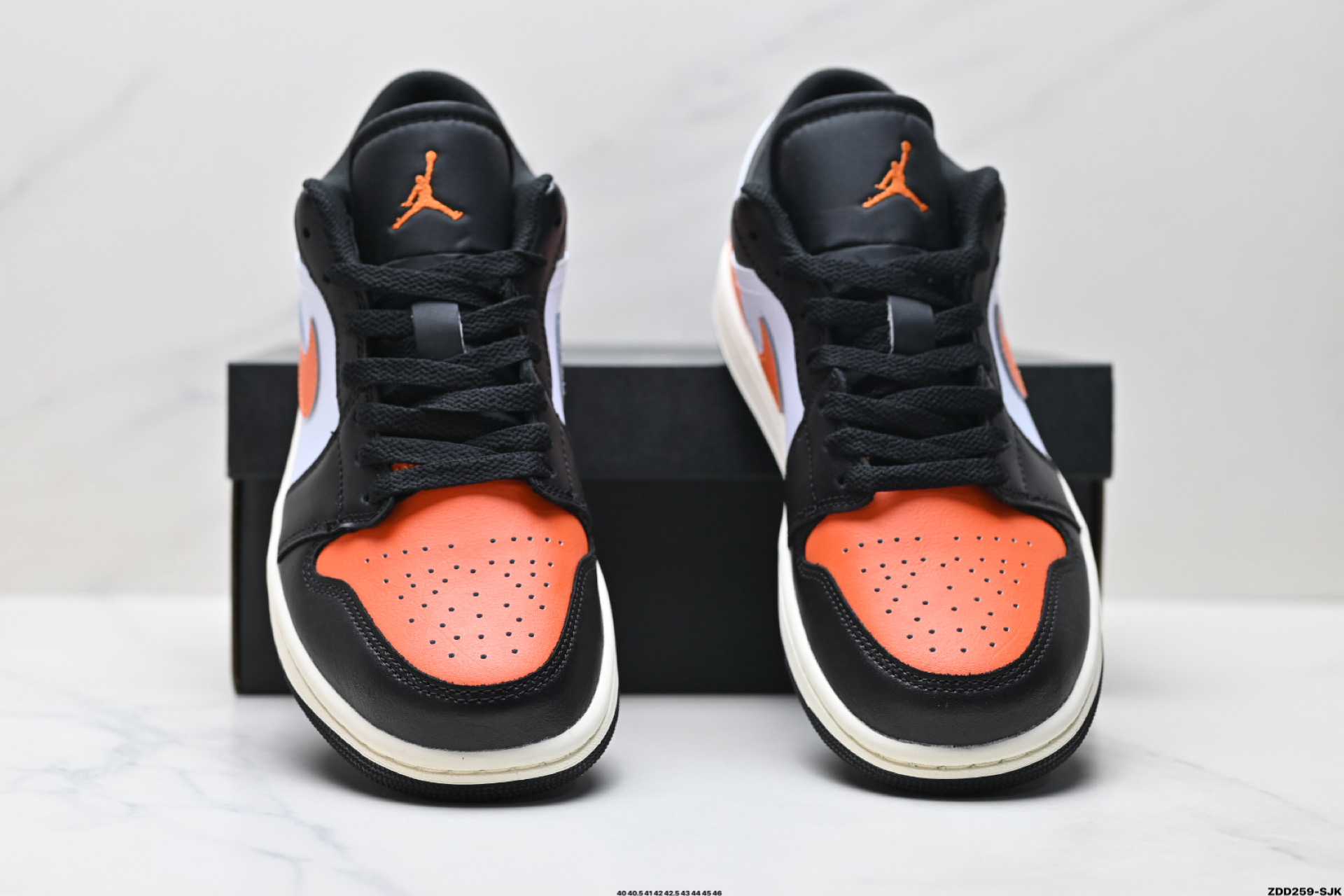 Nike Air Jordan 1 Low AJ1乔1低帮休闲板鞋 553558-081