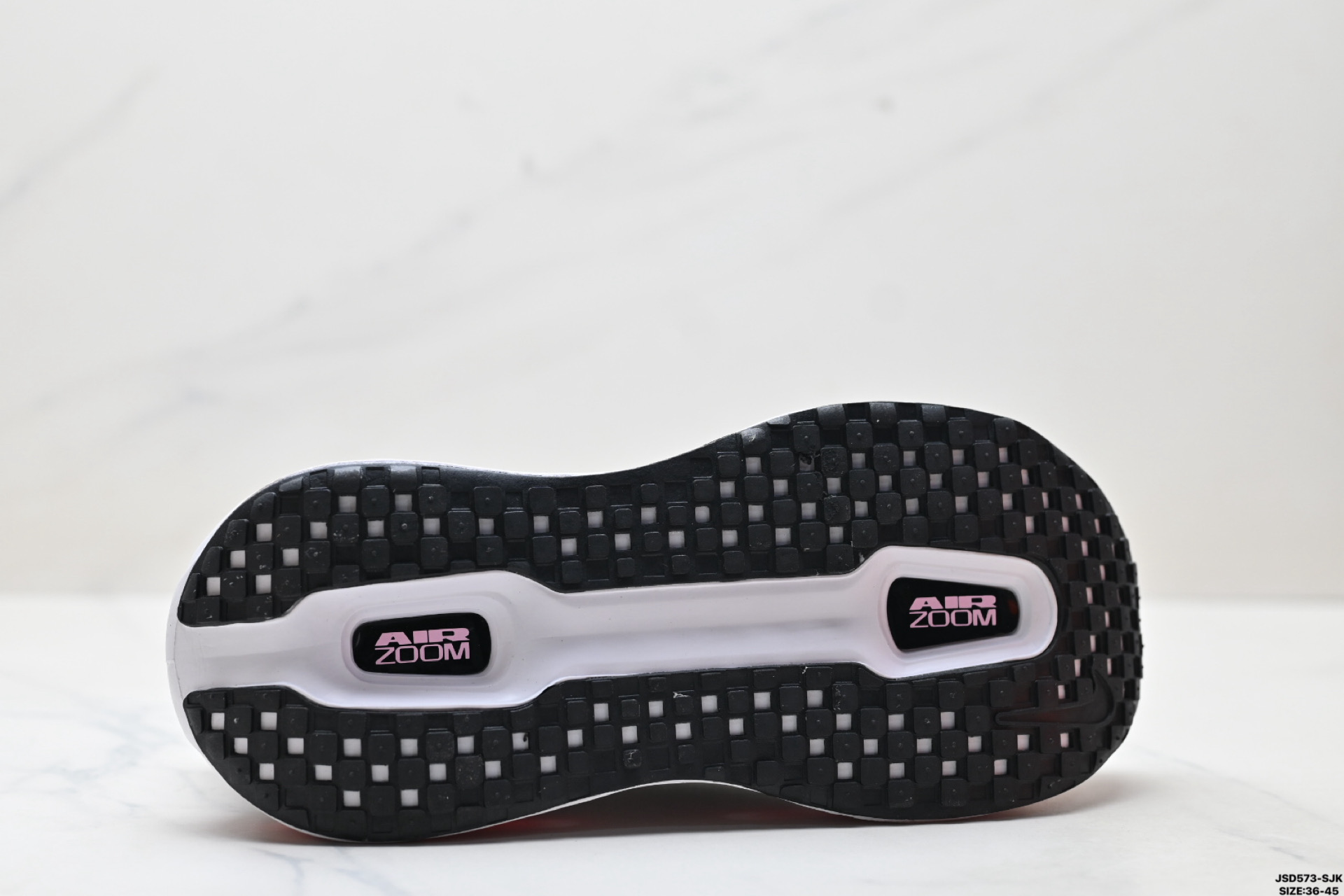 Nike VOMERO PREMIUM 耐克 舒适减震防滑 低帮跑步鞋 FN8453-020