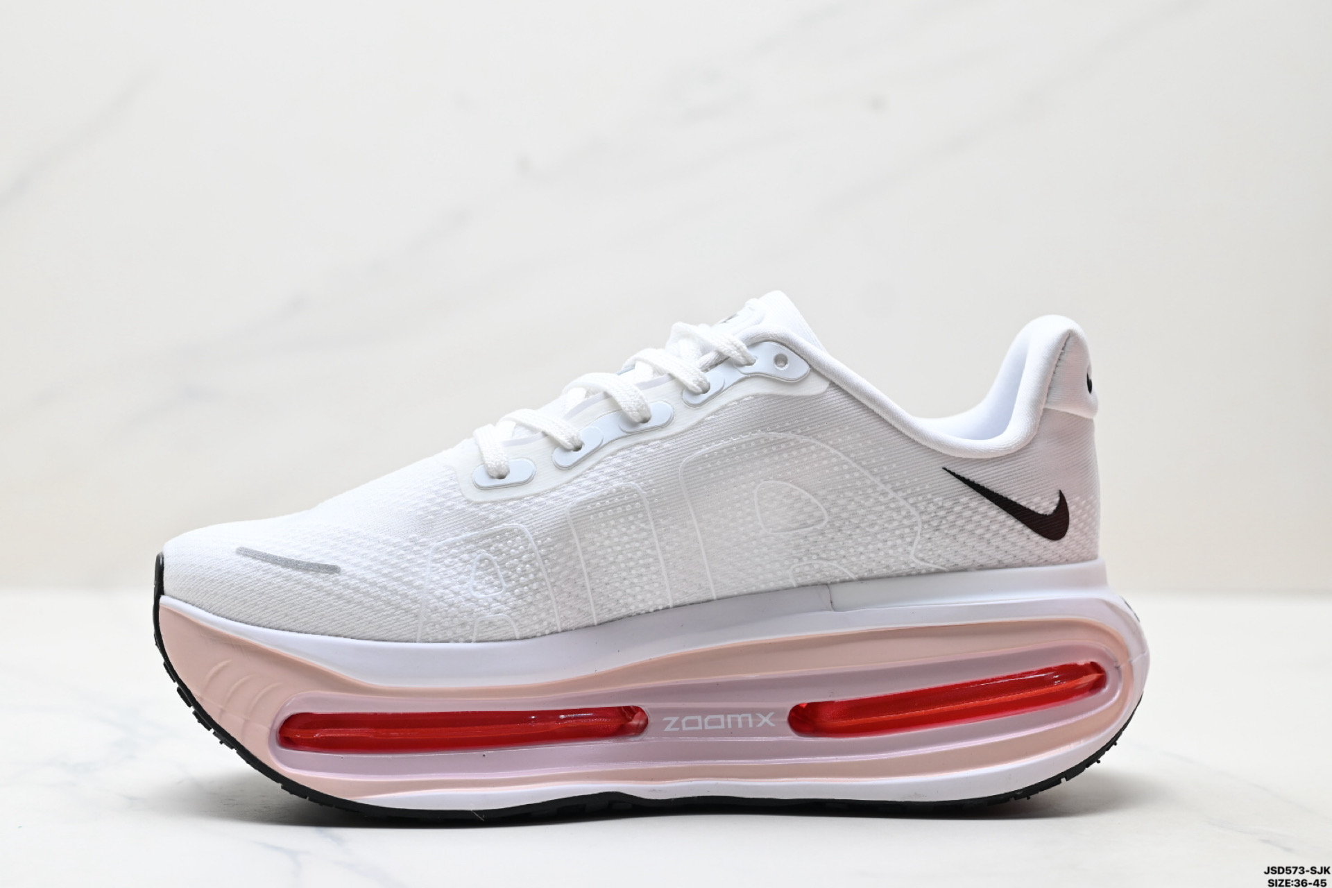 Nike VOMERO PREMIUM 耐克 舒适减震防滑 低帮跑步鞋 FN8453-020