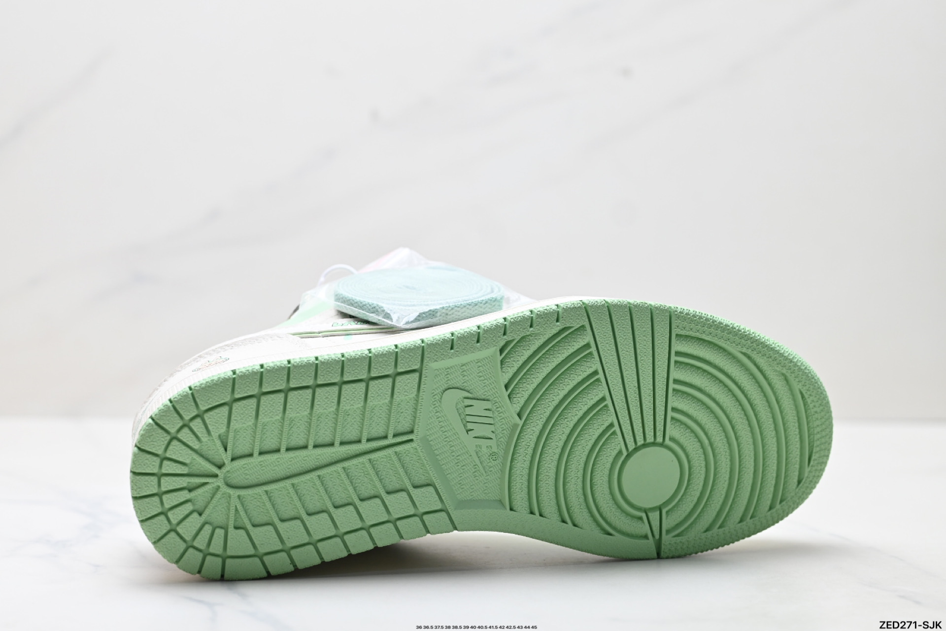 270 Nike Air Jordan 1 Low AJ1乔1低帮休闲板鞋 QR2025-006