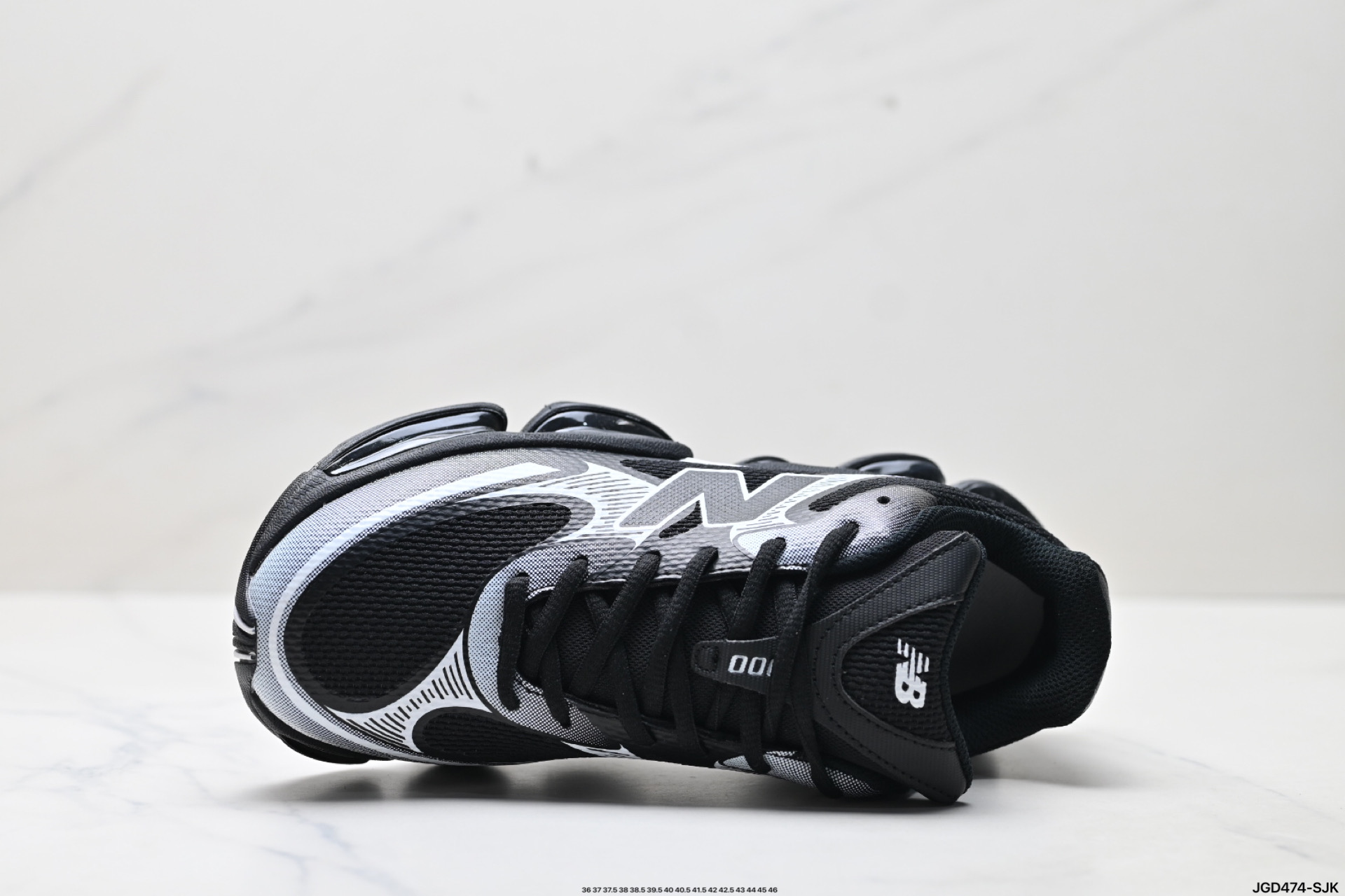 New Balance M2000: Estilo, Comodidad y Durabilidad en Cada Paso 3 i1755102670680 9350 0 1