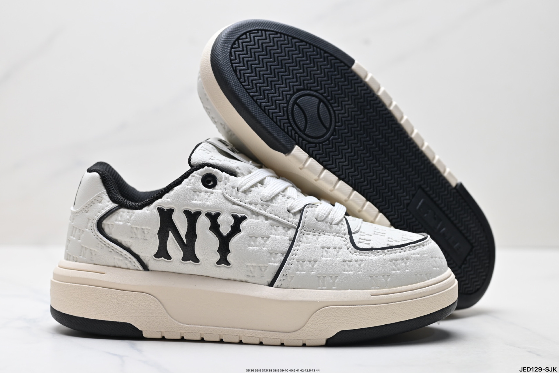 MLB Big Ball Chunky A Yankees: Comodidad y Estilo Retro para tus Pies 6 i1755102790068 2639 0 4