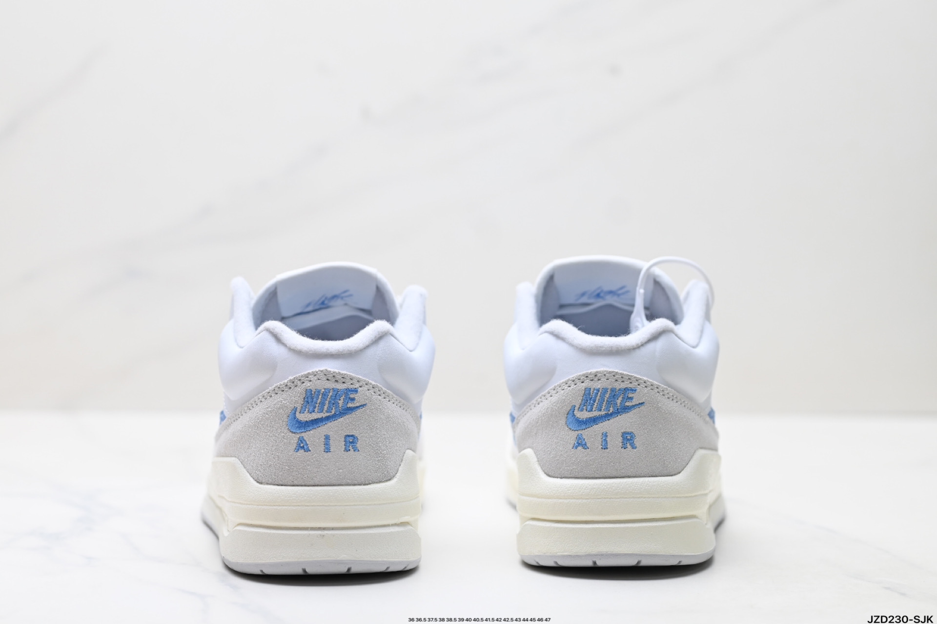 💰220Nike Air Joran Saiu 90 耐克 缓震防滑休闲运动板鞋 
充满了对inkerHahie 原创设计的致敬
包括中足网状面板 前足外侧的鲨鱼齿轮廓
加垫鞋领和 Nike Air 鞋跟品牌
鞋子本身采用网眼 皮革和绒面革材料混合制成
散发出现代美感 并配备了该品牌全新的 Forua 23 足底缓震技术 
AirJoran Saiu 90 鞋舌标签在鞋舌内侧印有“Figh”字样 完善了设计
货号:HF5756-151
尺码:36 36.5 37.5 38 38.5 39 40 40.5 41 42 42.5 43 44 45 46 47