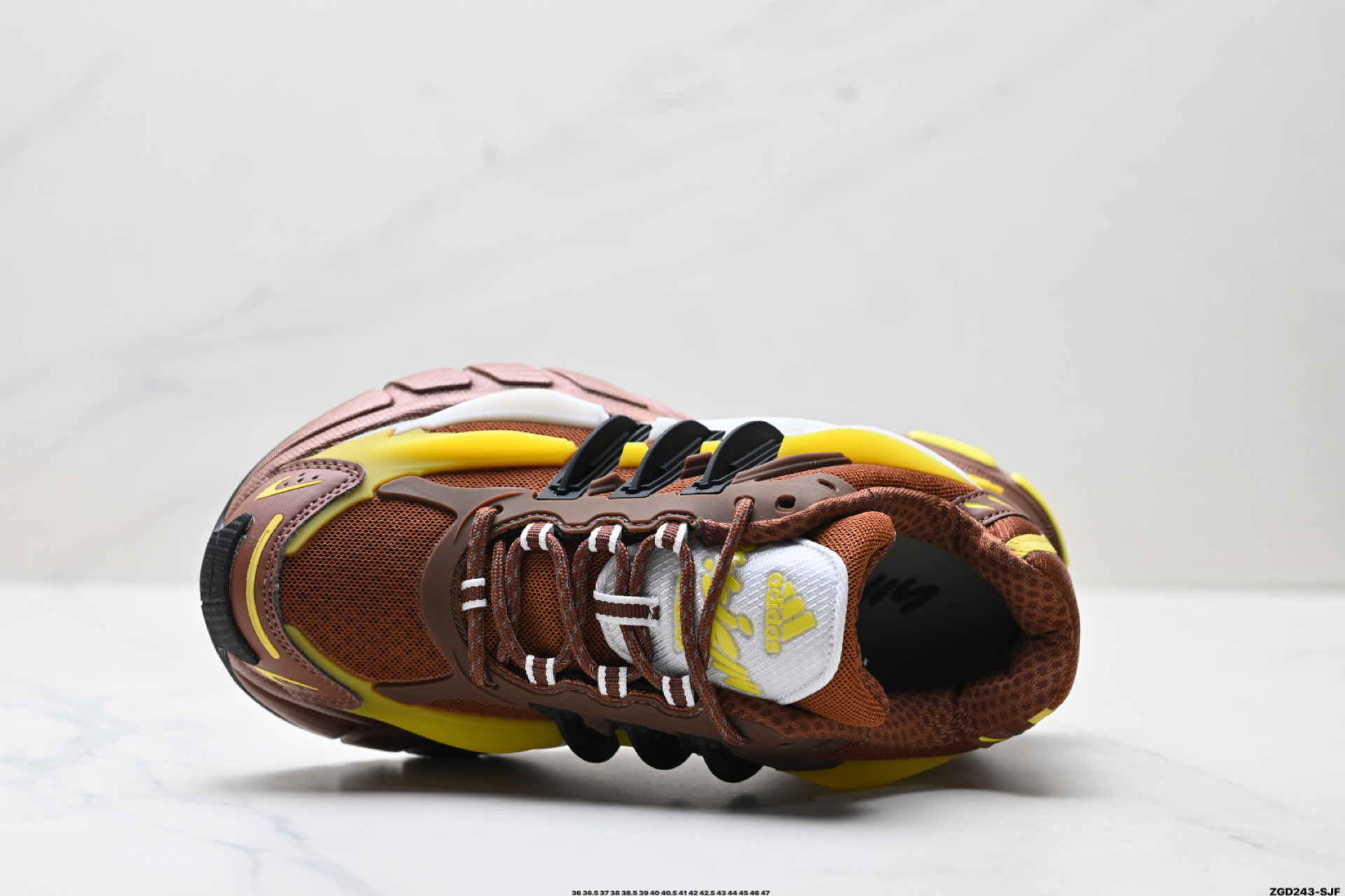 Adidas Adistar Jellyfish 阿迪达斯 时尚舒适 耐磨透气 低帮老爹鞋 JP9310