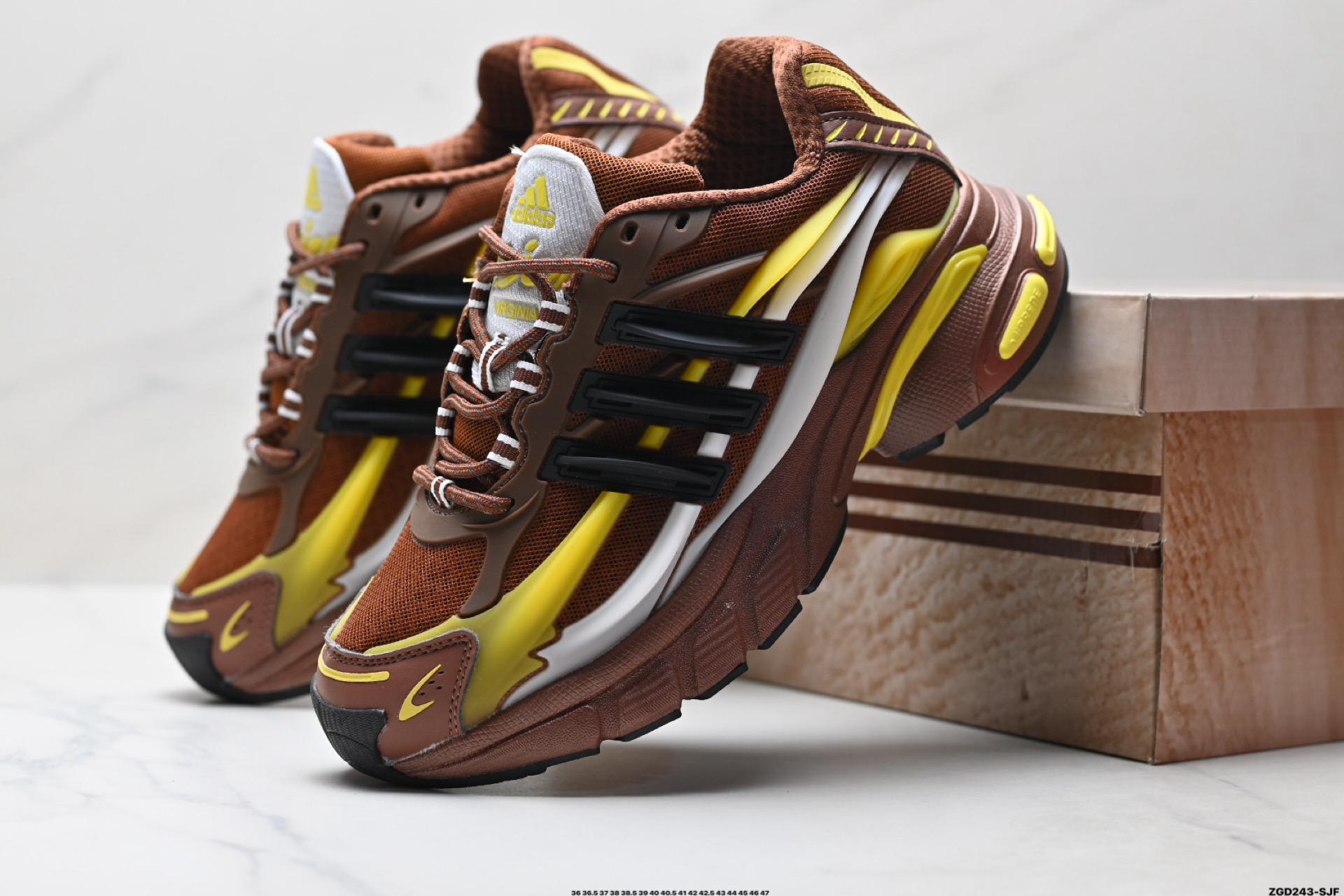 Adidas Adistar Jellyfish 阿迪达斯 时尚舒适 耐磨透气 低帮老爹鞋 JP9310