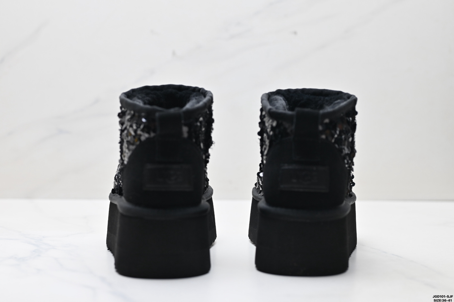 UGG 亮片 保暖 舒适休闲 及踝 雪地靴