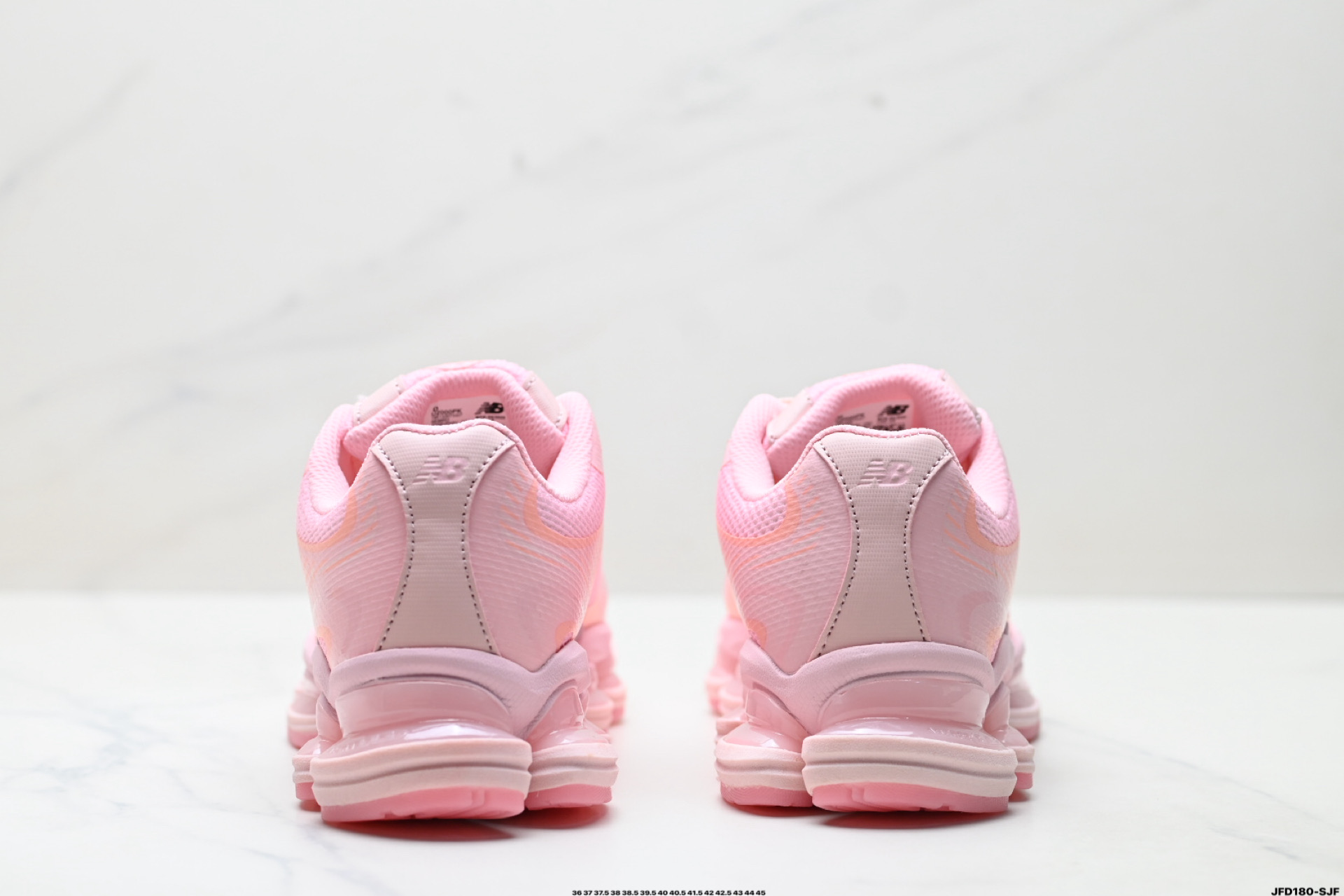New Balance 新百伦 M2000系列 时尚百搭 织物人造革猪皮减震防滑耐磨低帮跑步鞋 U2000PK
