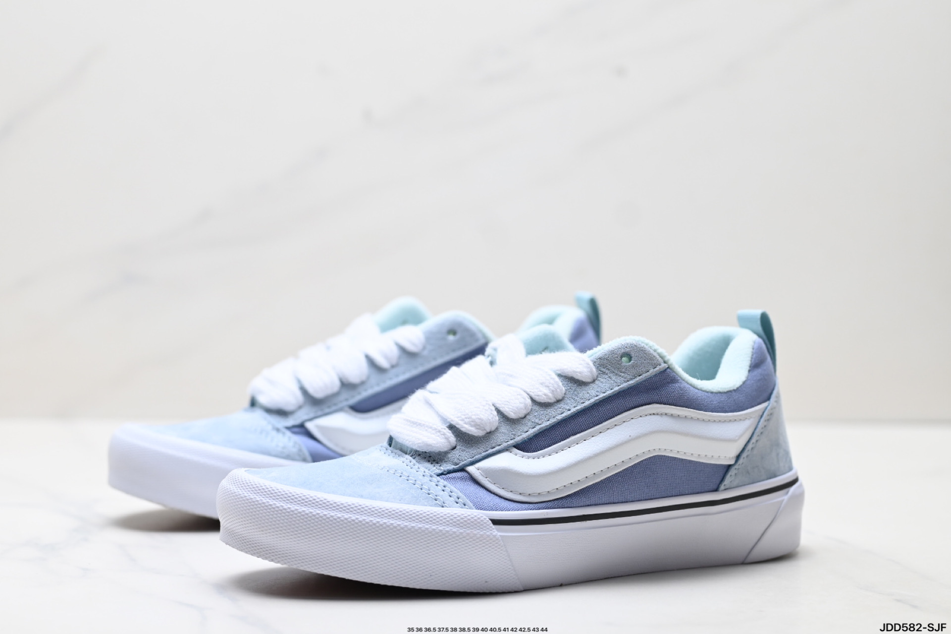 范斯Vans Knu-Skool 翻毛皮 耐磨 低帮 板鞋