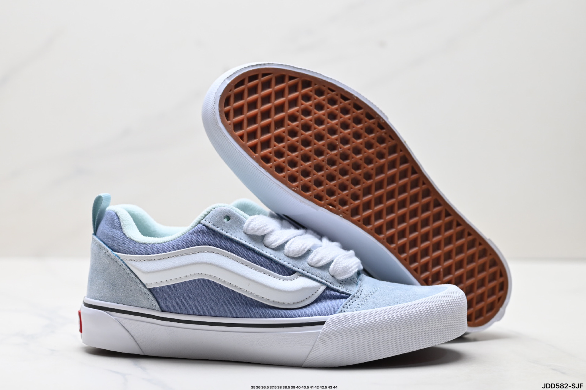 范斯Vans Knu-Skool 翻毛皮 耐磨 低帮 板鞋