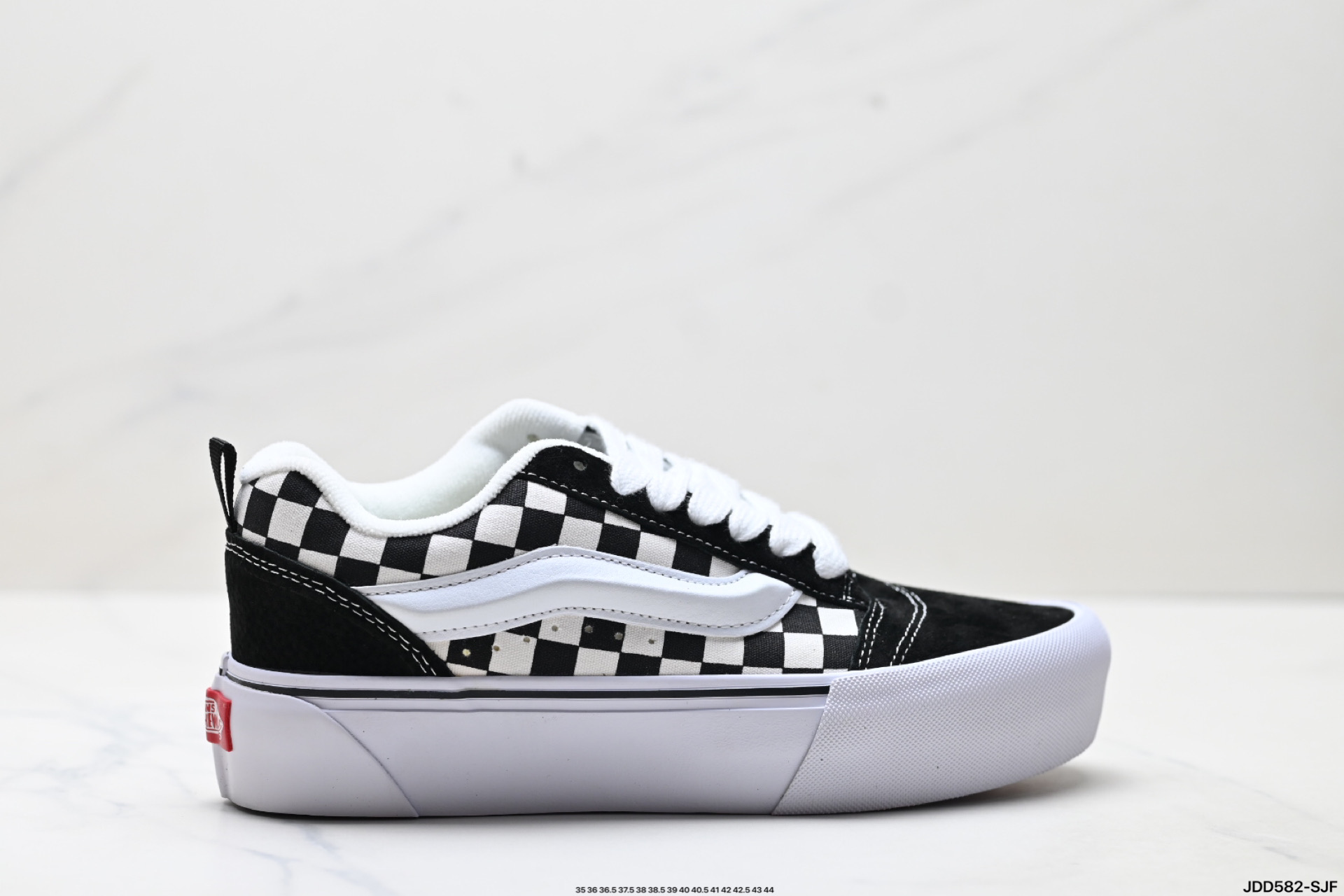 范斯Vans Knu-Skool 棋盘格 翻毛皮 耐磨 低帮 板鞋