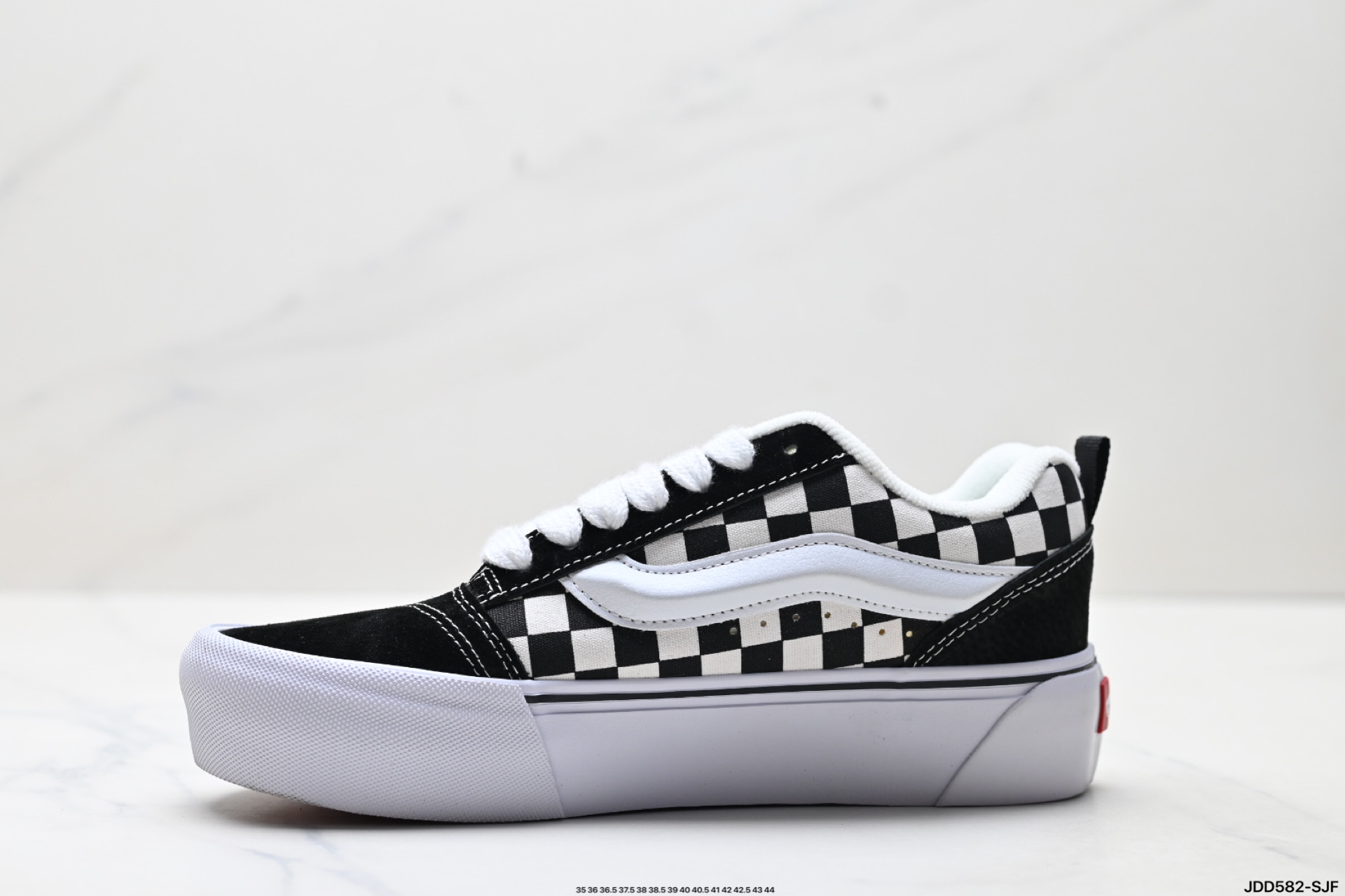范斯Vans Knu-Skool 棋盘格 翻毛皮 耐磨 低帮 板鞋