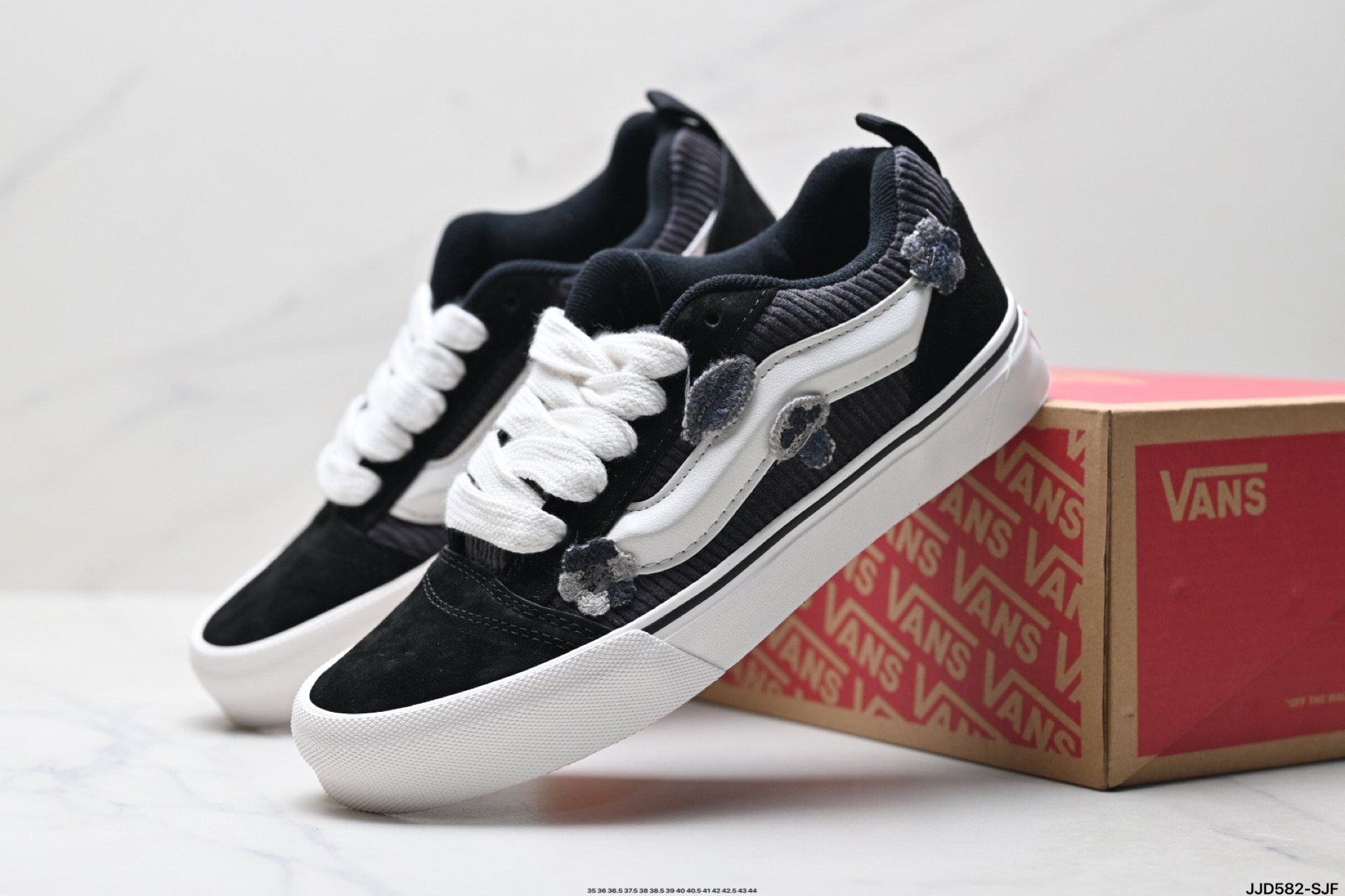范斯Vans Knu-Skool 翻毛皮 耐磨 低帮 板鞋