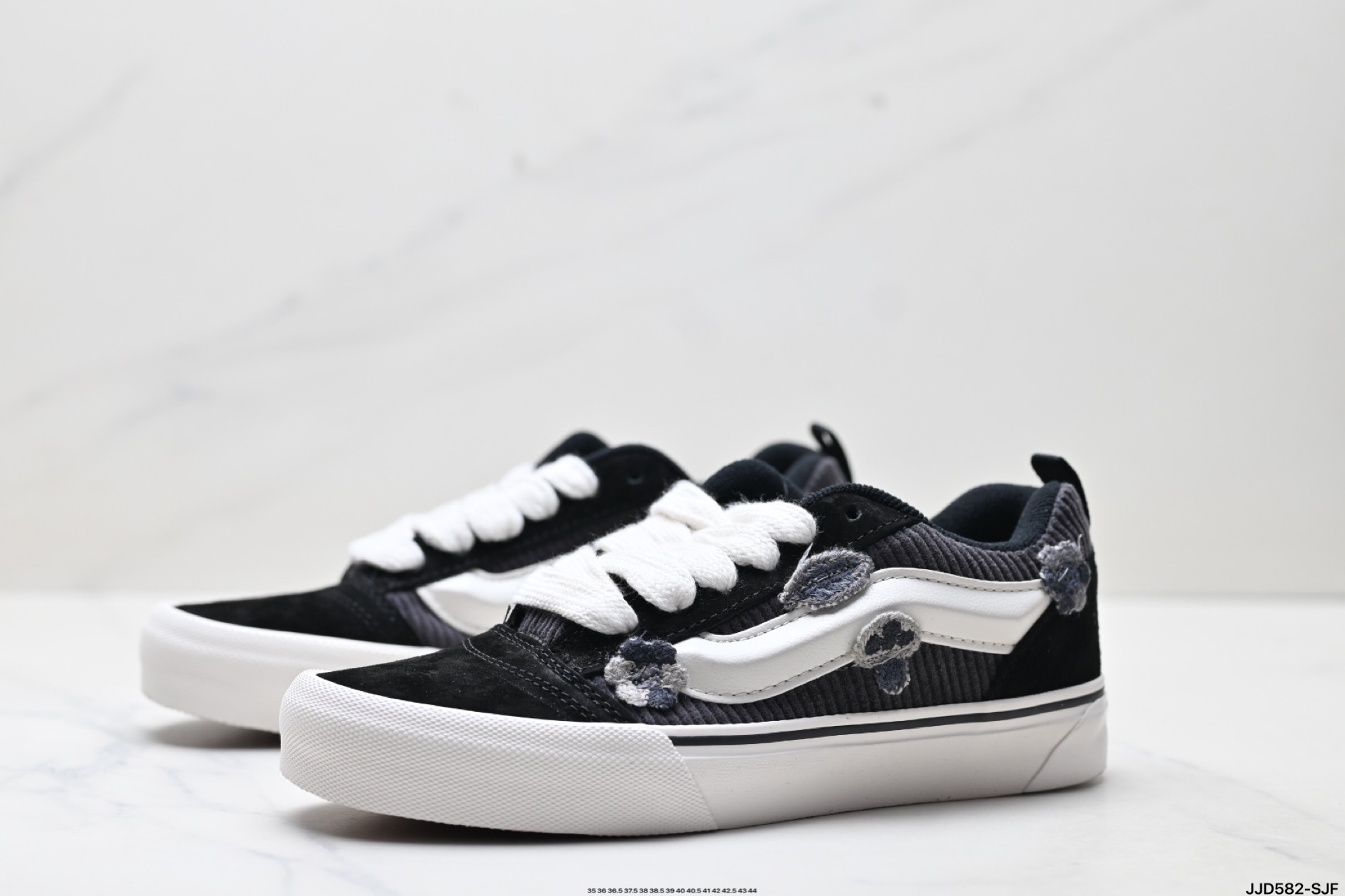 范斯Vans Knu-Skool 翻毛皮 耐磨 低帮 板鞋