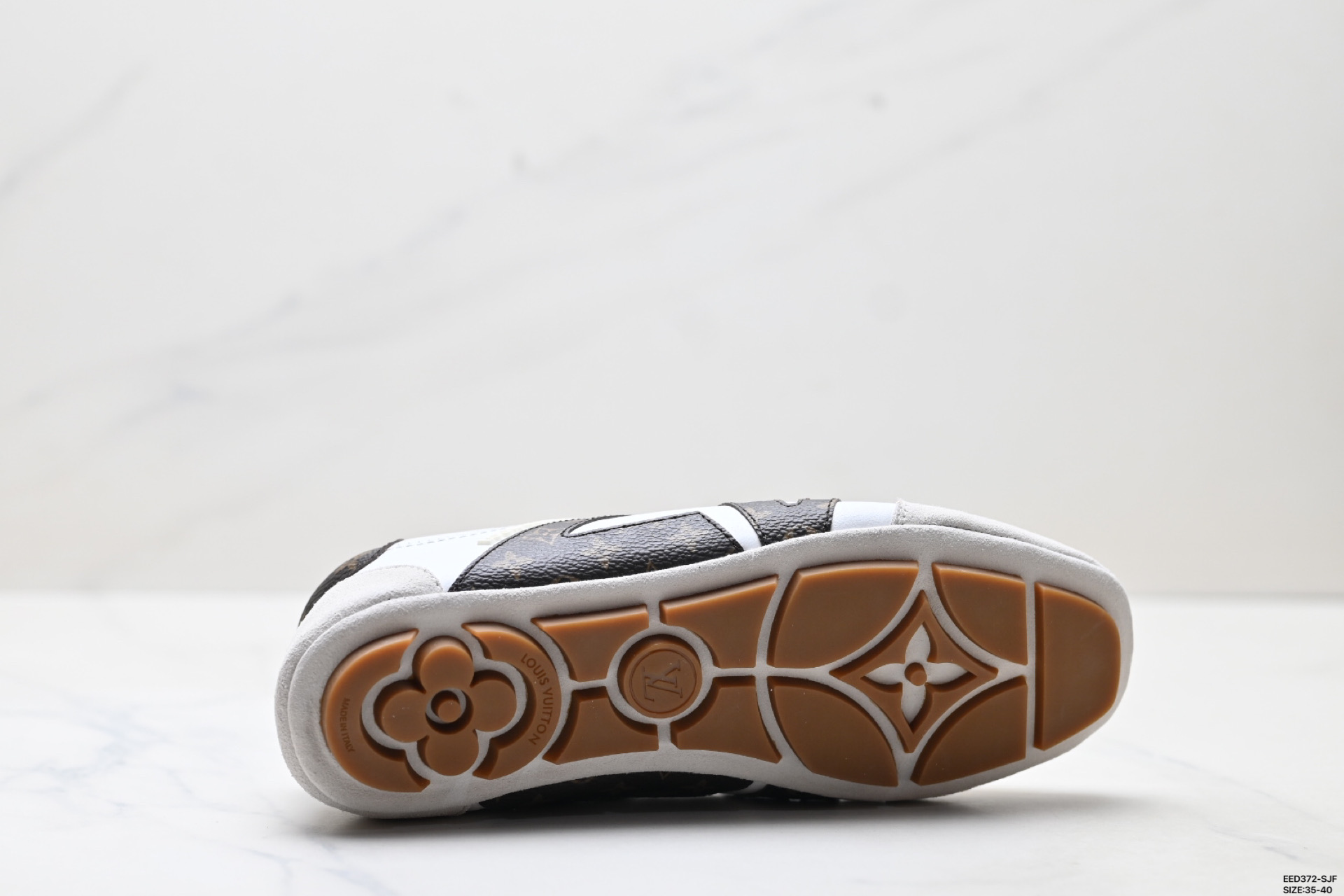 纯原LOUIS VUITTON Sneakerina 德训鞋 羊皮革 圆头系带 芭蕾风 薄底鞋 路易威登 低帮 生活休闲