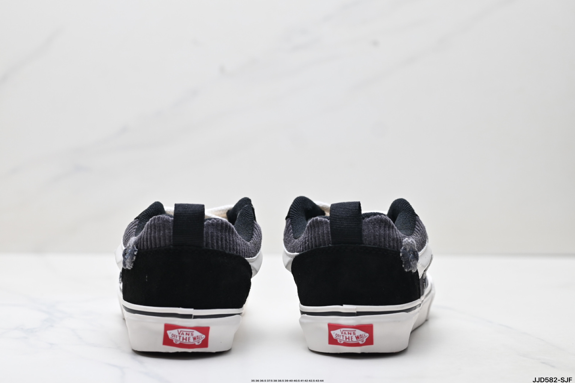 范斯Vans Knu-Skool 翻毛皮 耐磨 低帮 板鞋