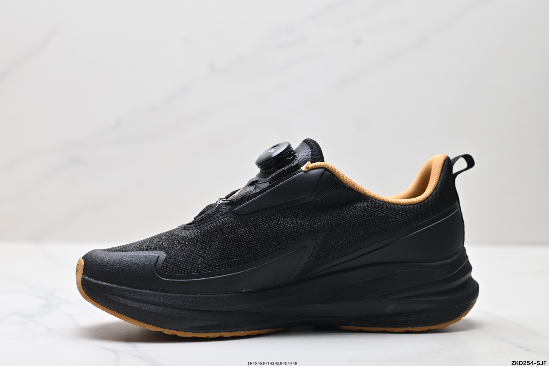 迪桑特DESCENTE LAVITATE WIRE 3.0 舒适百搭防滑耐磨 低帮 休闲跑步鞋 D5231RRN08